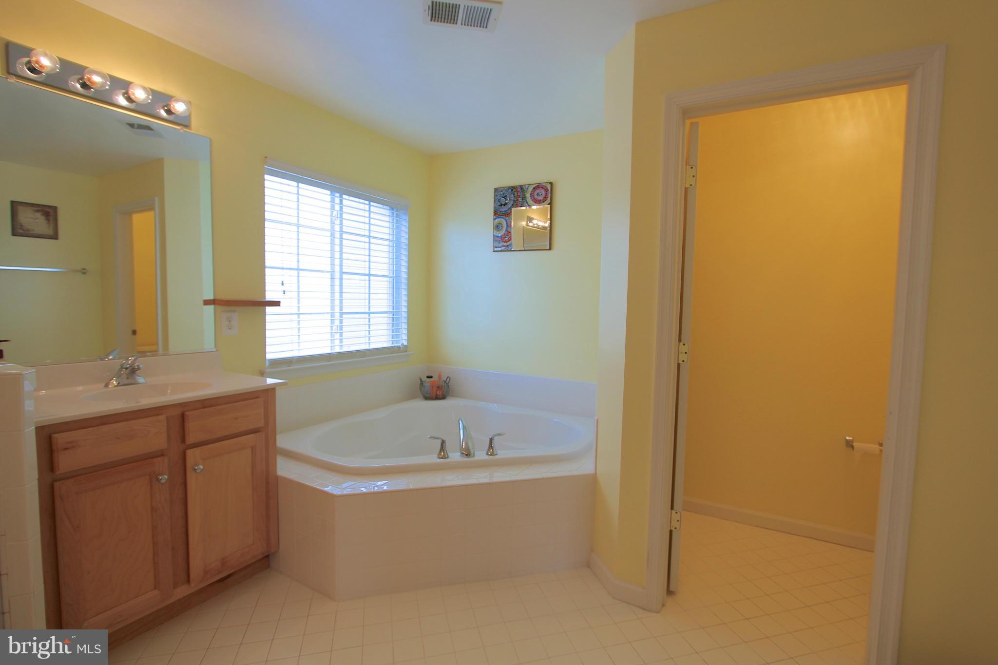 DAHLIA PARK OF WILDEWOOD - Residential