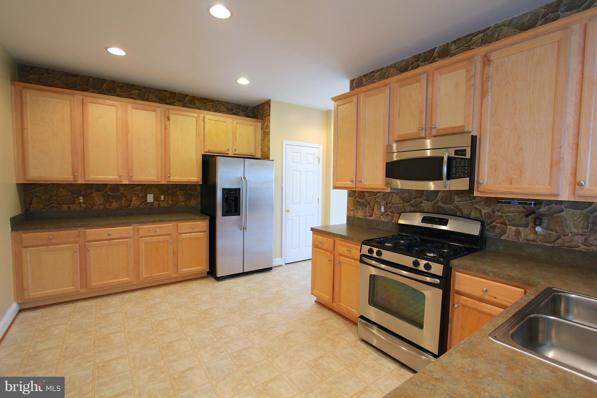 DAHLIA PARK OF WILDEWOOD - Residential