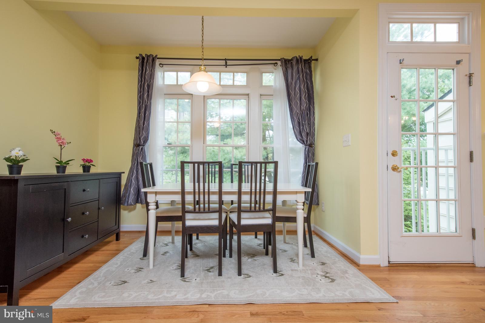 QUINCE ORCHARD PARK - Residential