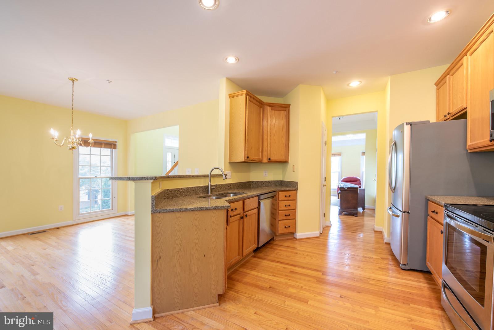 QUINCE ORCHARD PARK - Residential