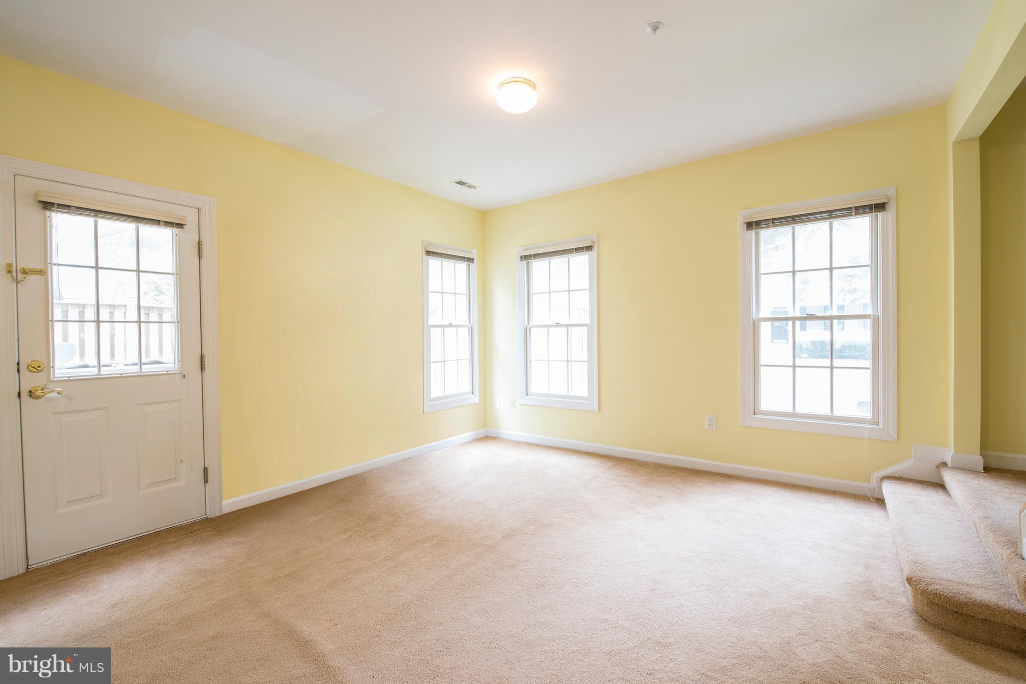 QUINCE ORCHARD PARK - Residential