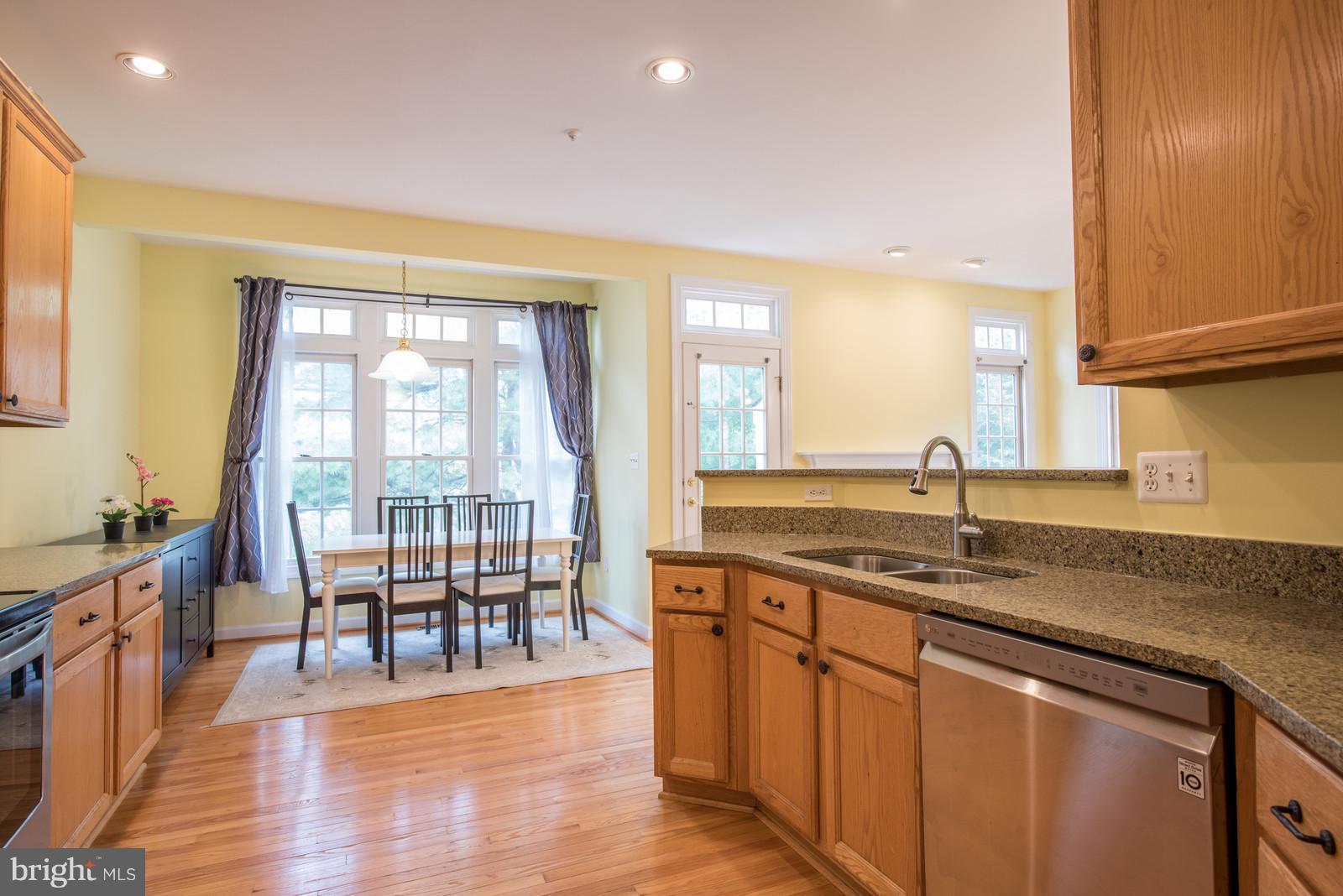 QUINCE ORCHARD PARK - Residential