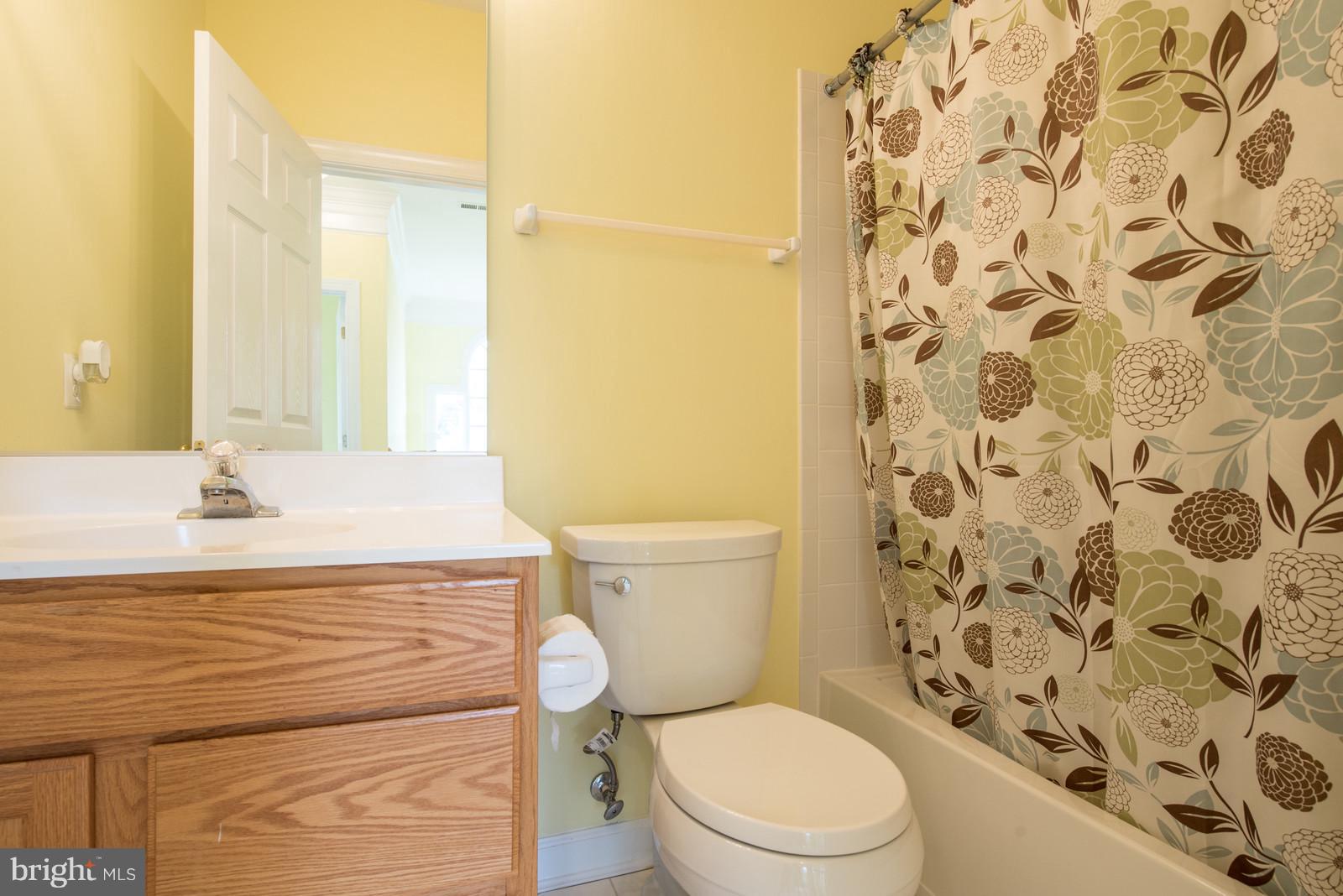 QUINCE ORCHARD PARK - Residential