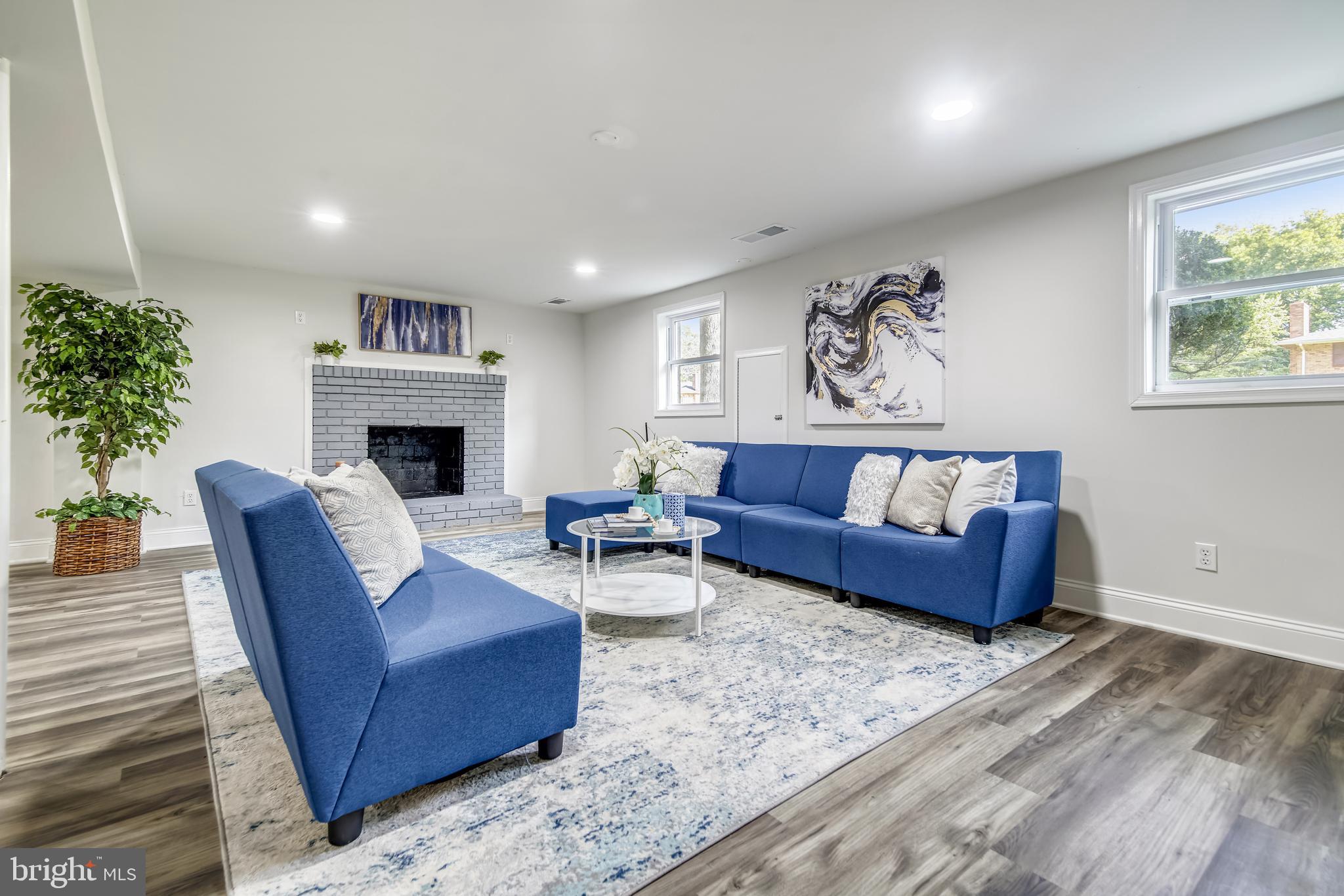 CHELTENHAM WOODS - Residential