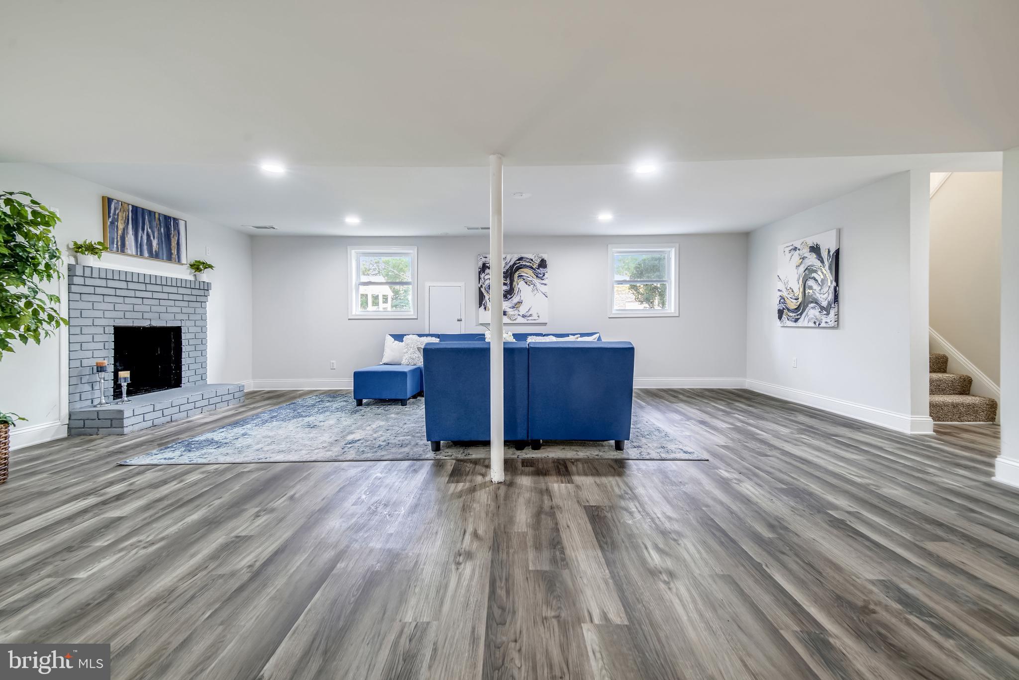 CHELTENHAM WOODS - Residential