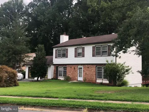 6221 Garretson St, Burke, VA MLS: VAFX2331306