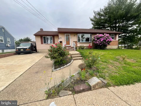 MLS: NJCD2118398