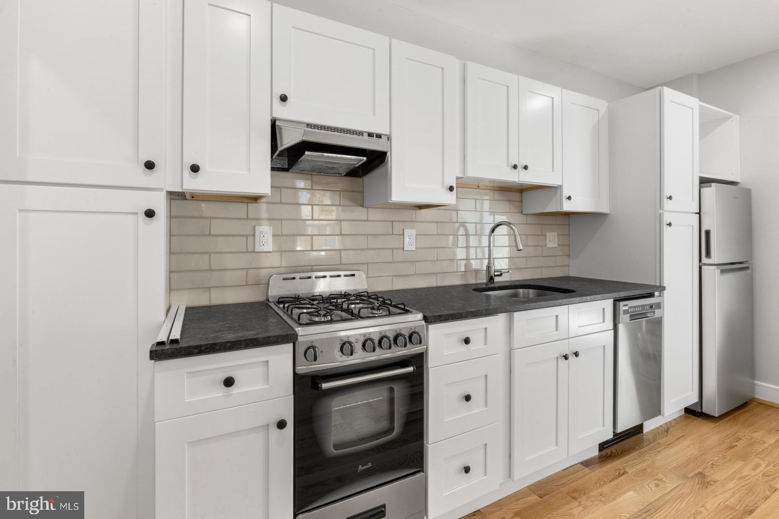 FRANCISVILLE - Residential Lease