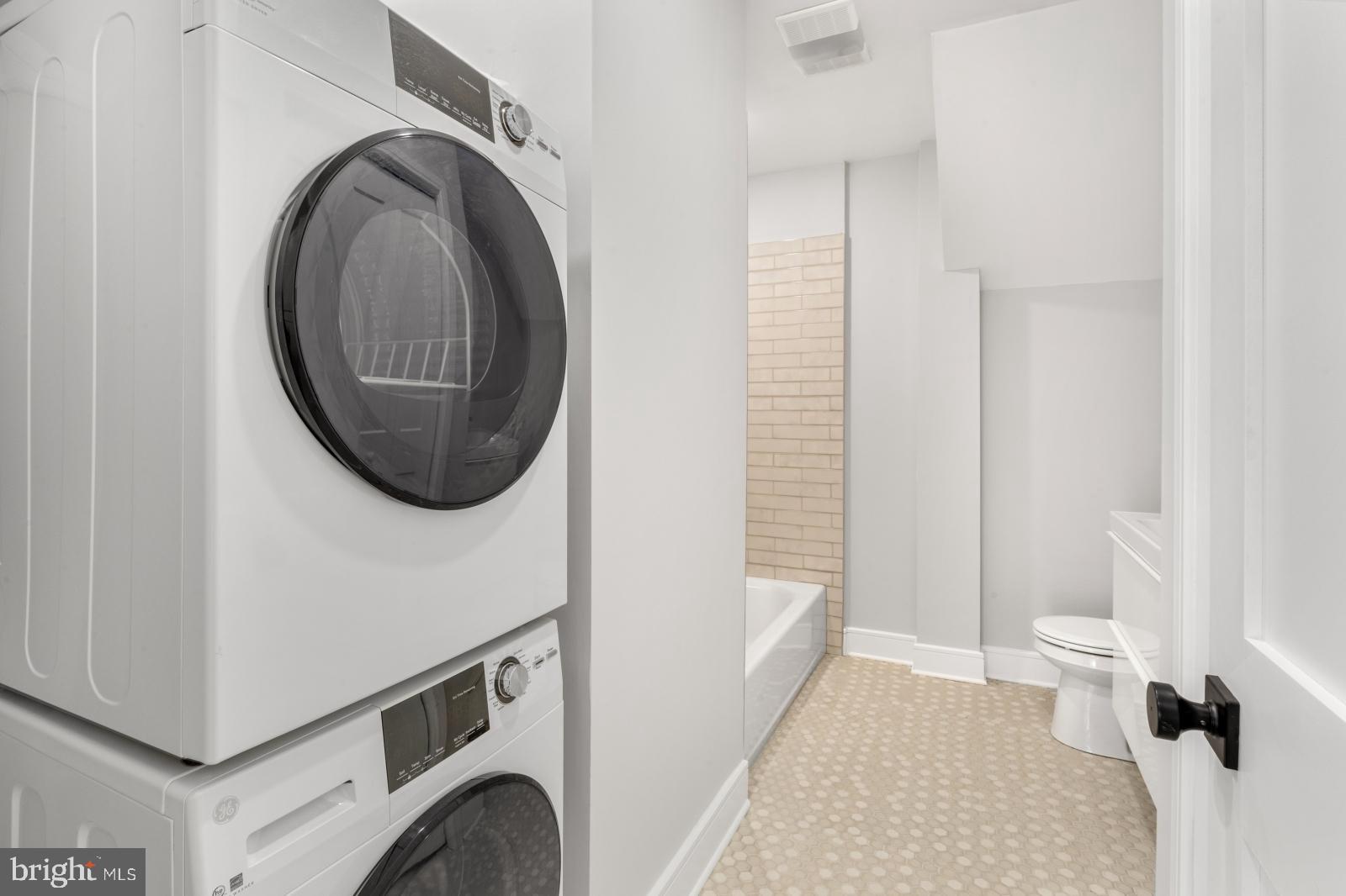 FRANCISVILLE - Residential Lease