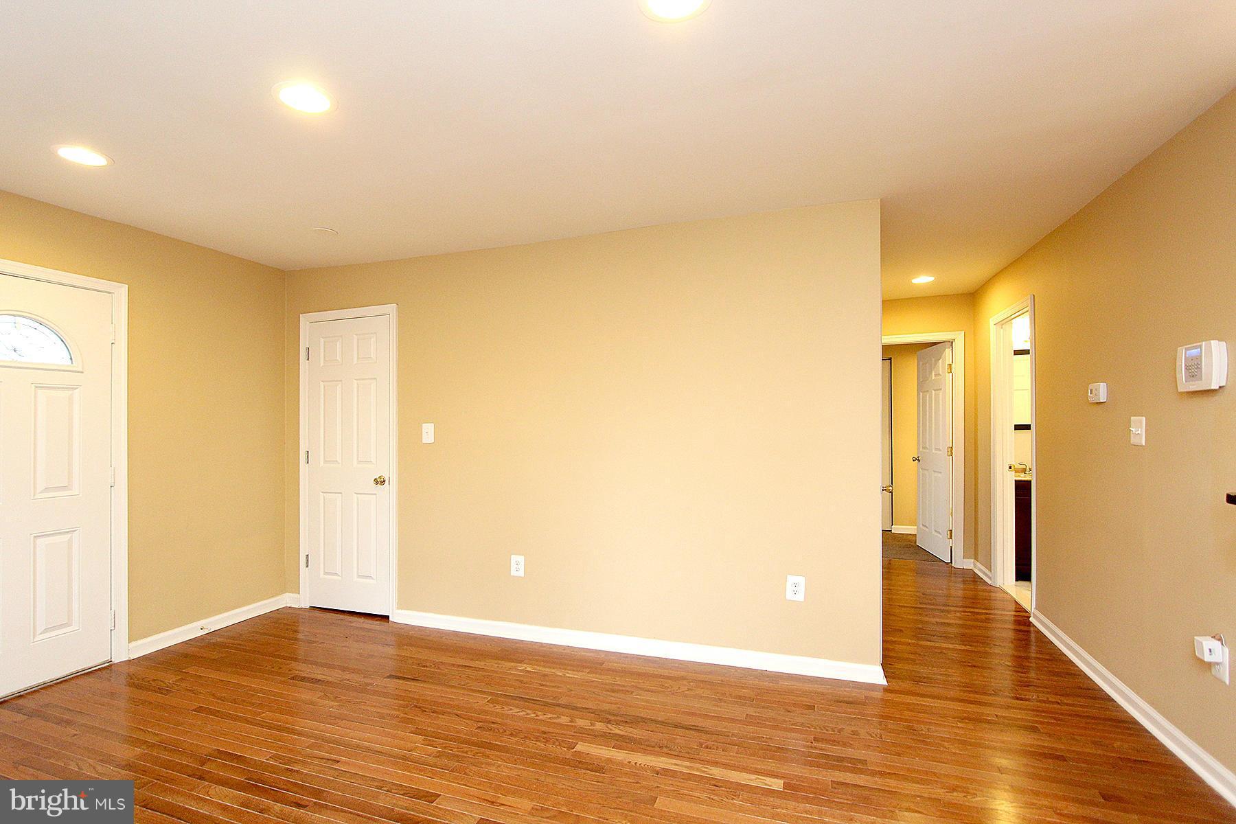 BRADBURY HEIGHTS - Residential