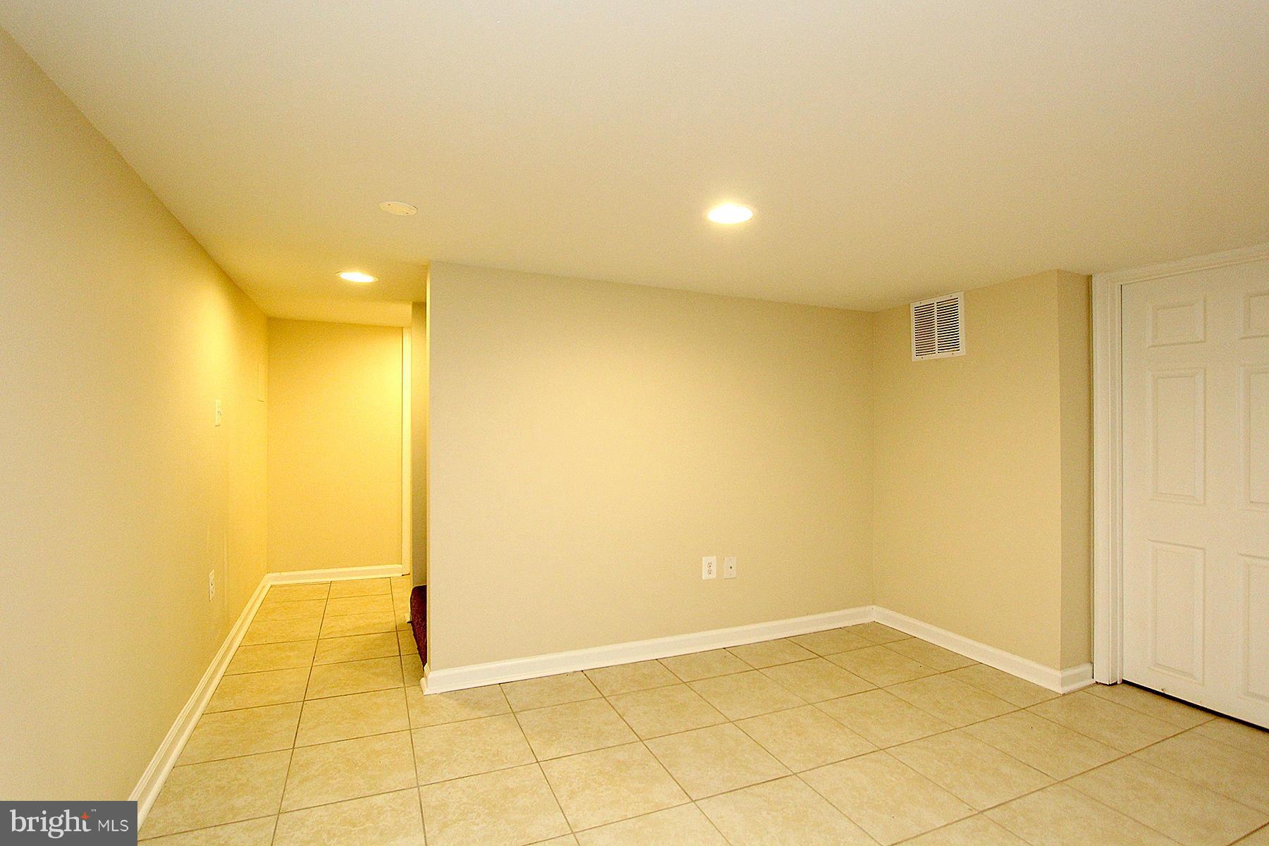 BRADBURY HEIGHTS - Residential