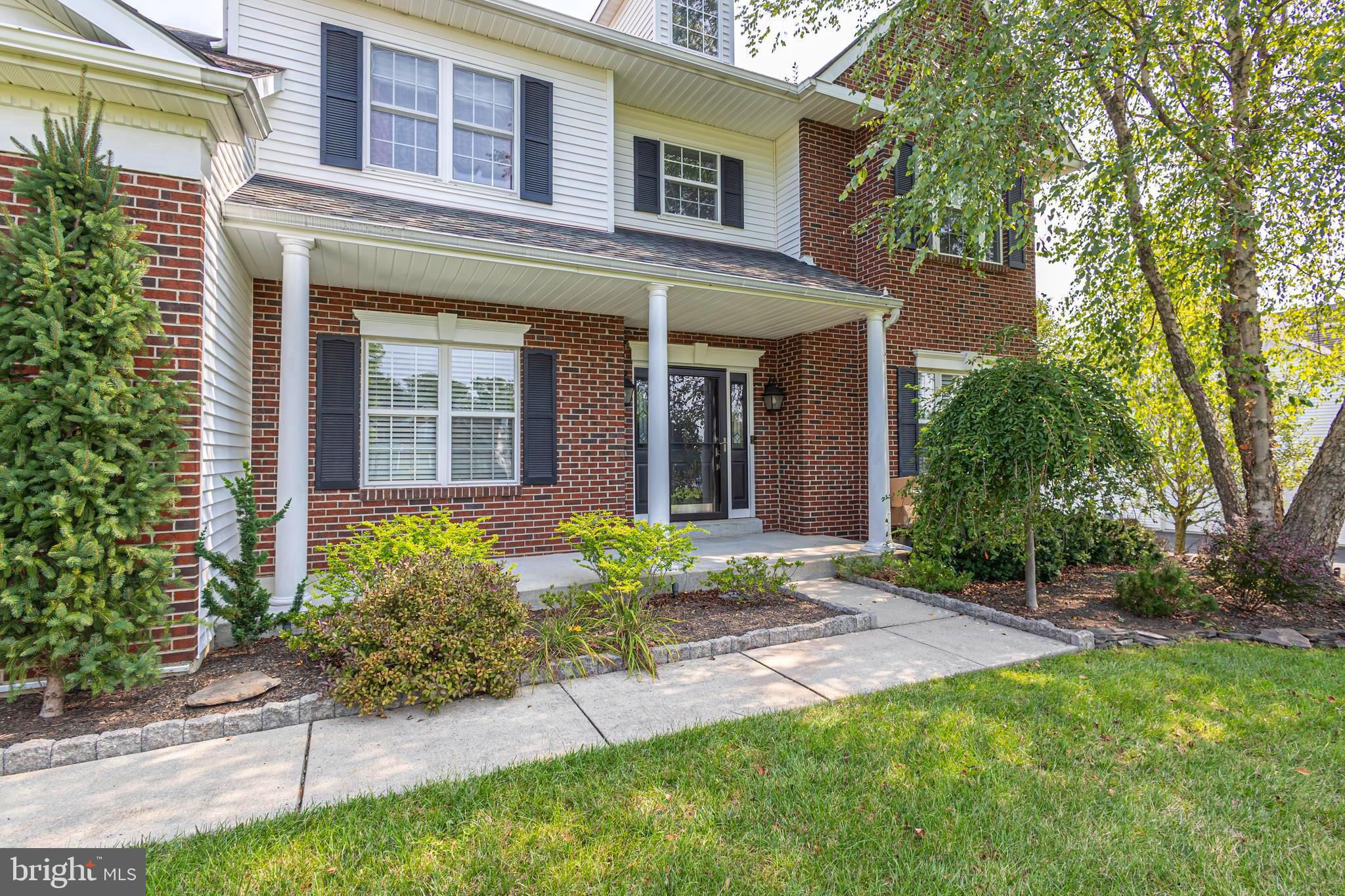 RAVEN HOLLOW - Residential