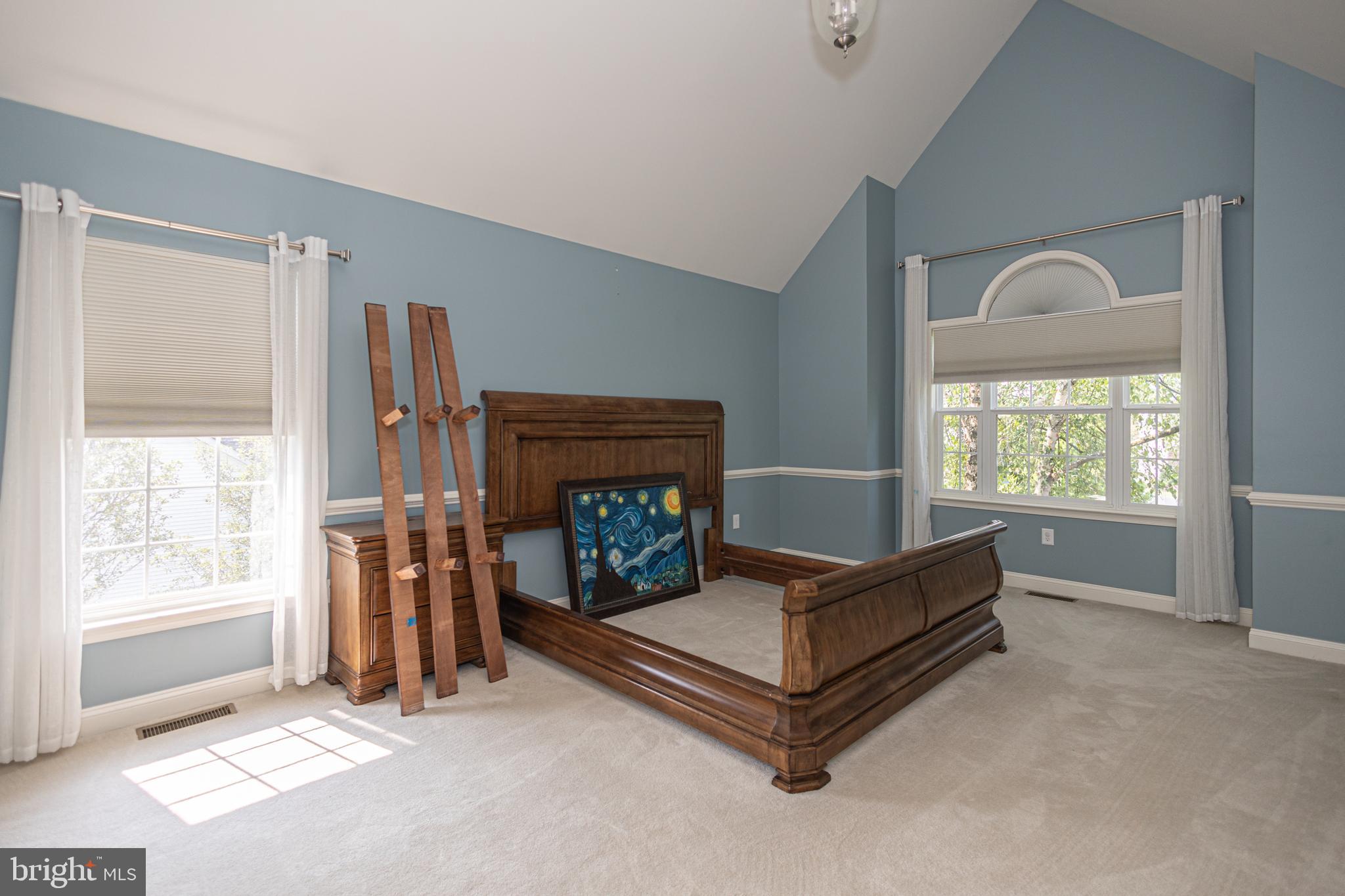 RAVEN HOLLOW - Residential