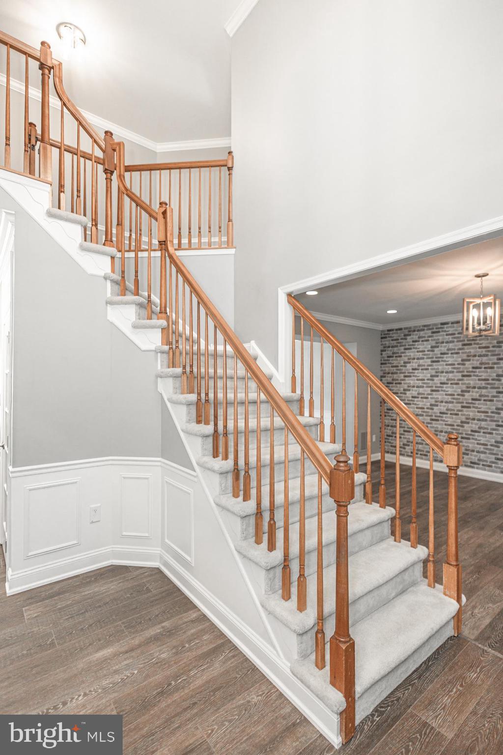 RAVEN HOLLOW - Residential