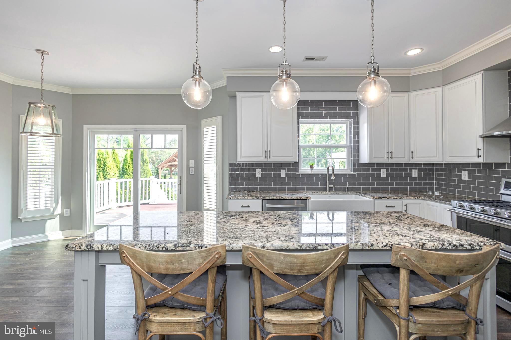 RAVEN HOLLOW - Residential