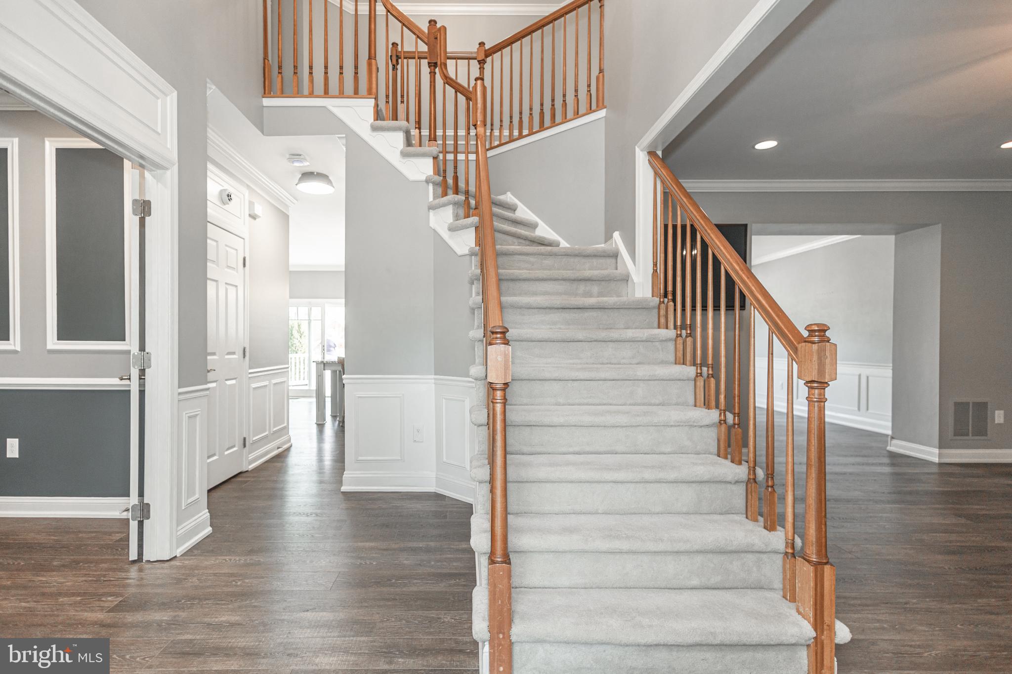 RAVEN HOLLOW - Residential