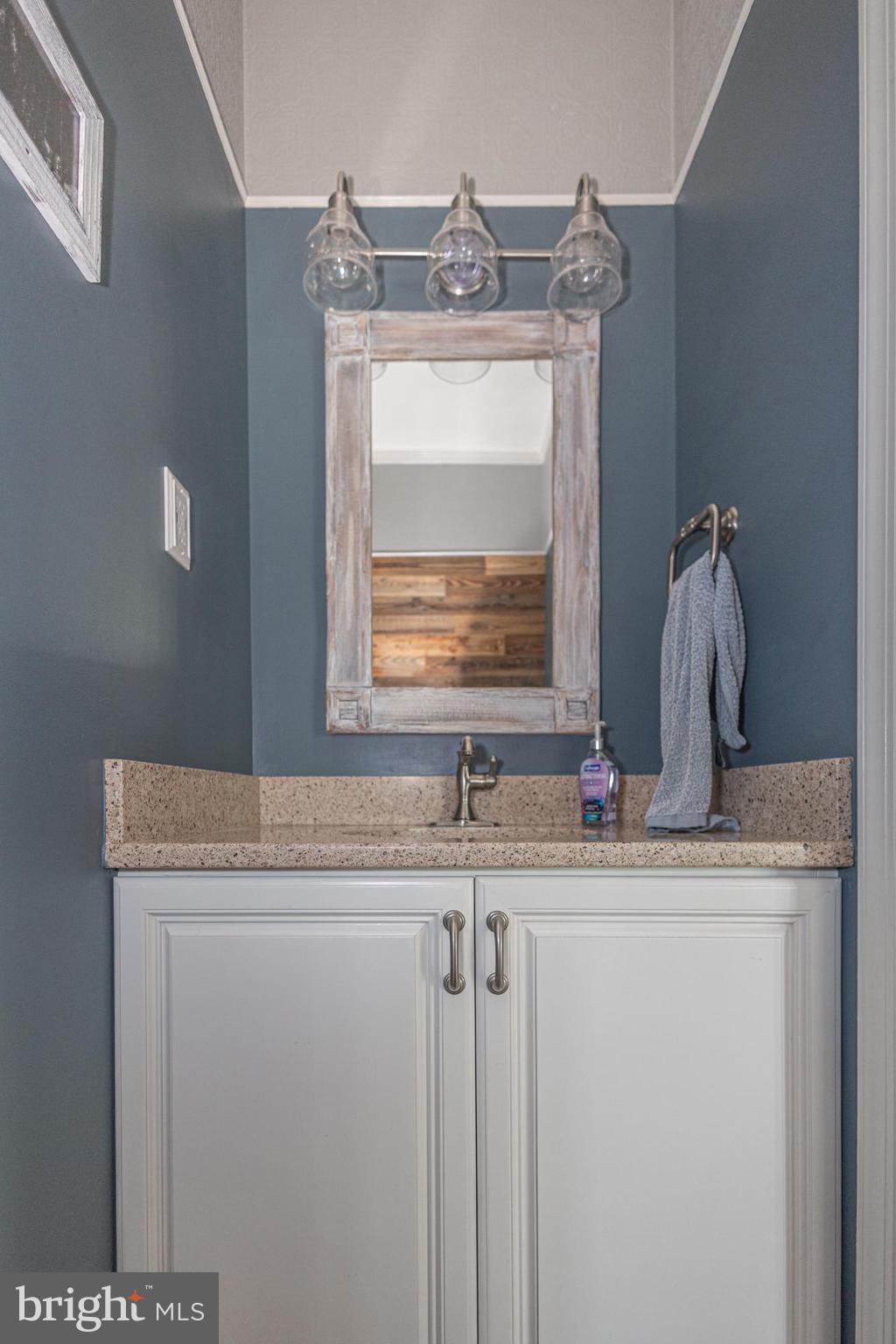 RAVEN HOLLOW - Residential