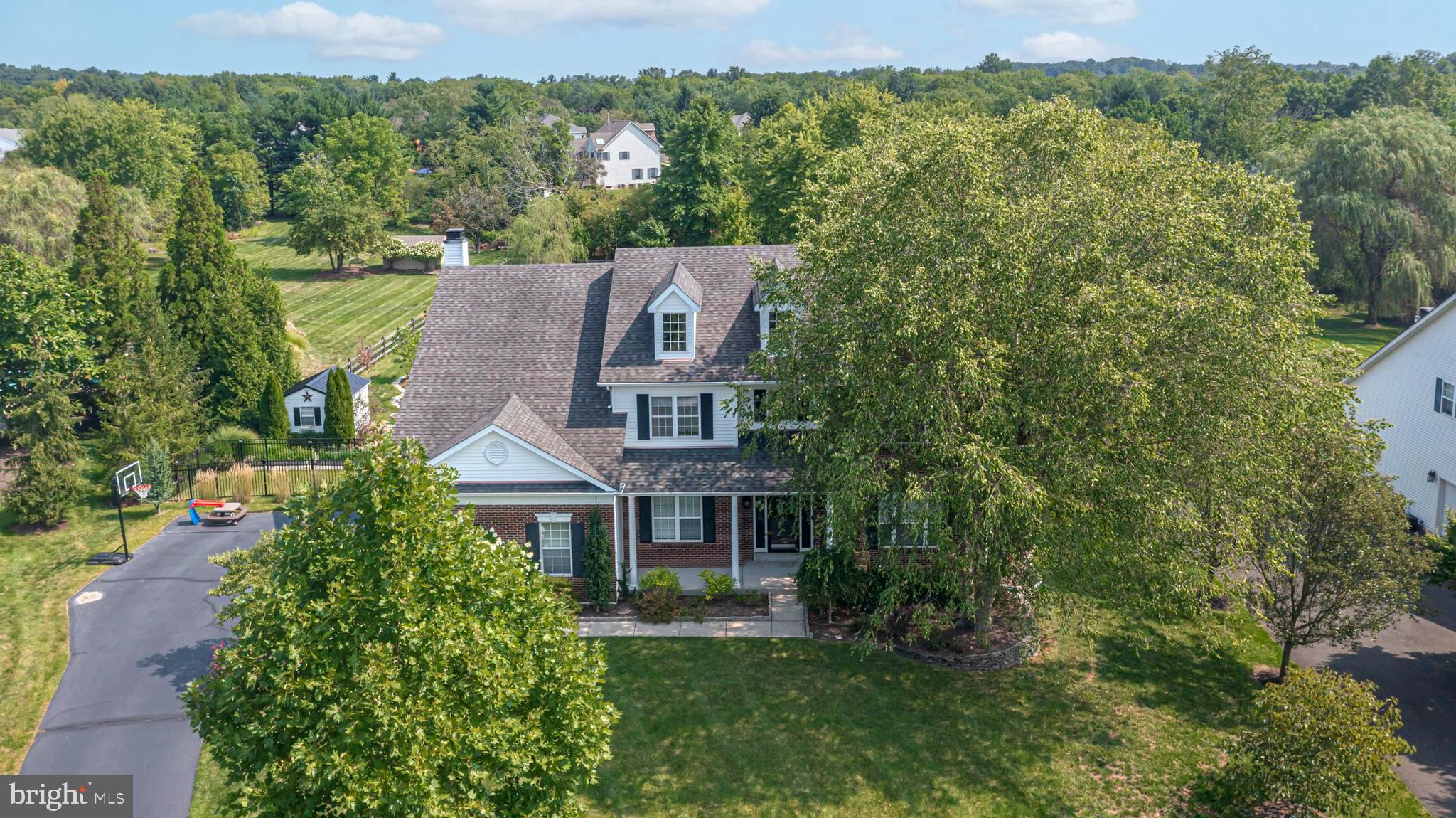 RAVEN HOLLOW - Residential