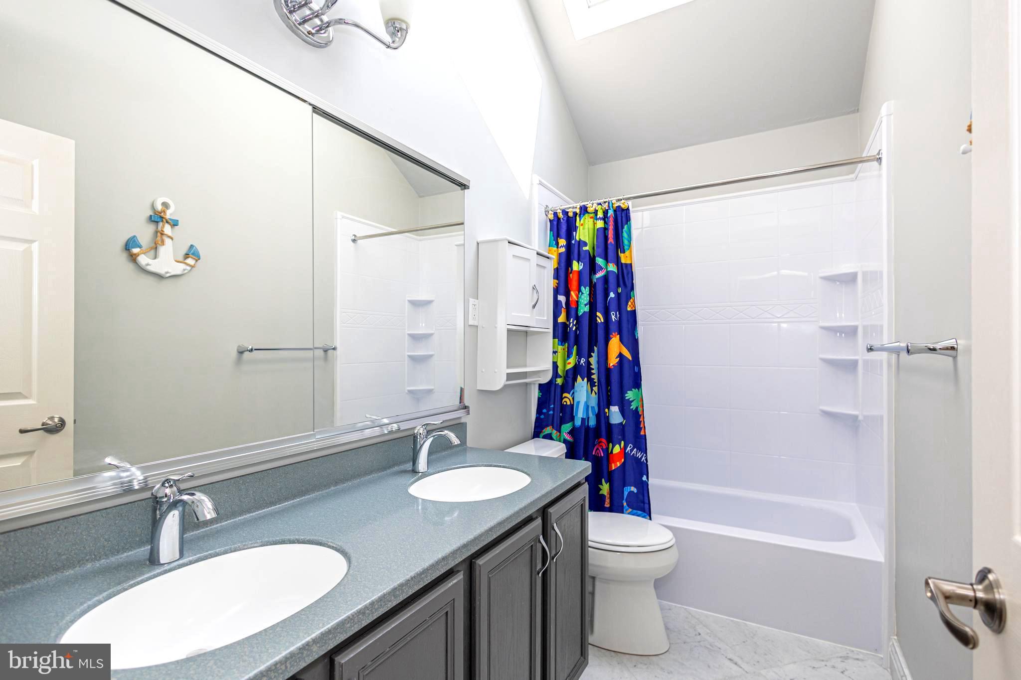 RAVEN HOLLOW - Residential