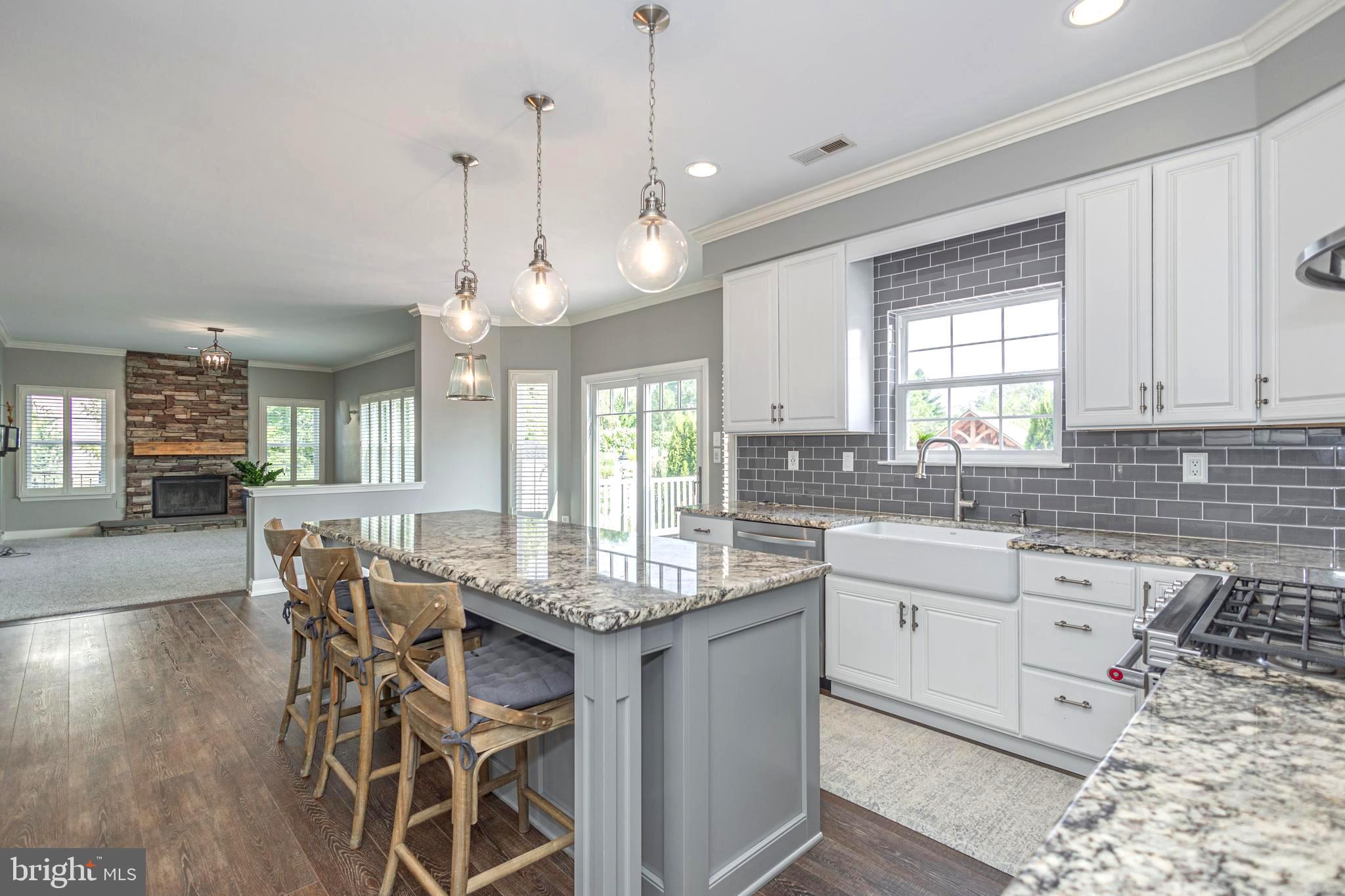 RAVEN HOLLOW - Residential