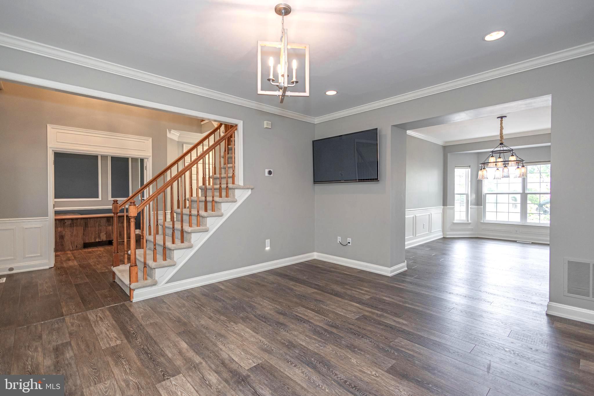 RAVEN HOLLOW - Residential