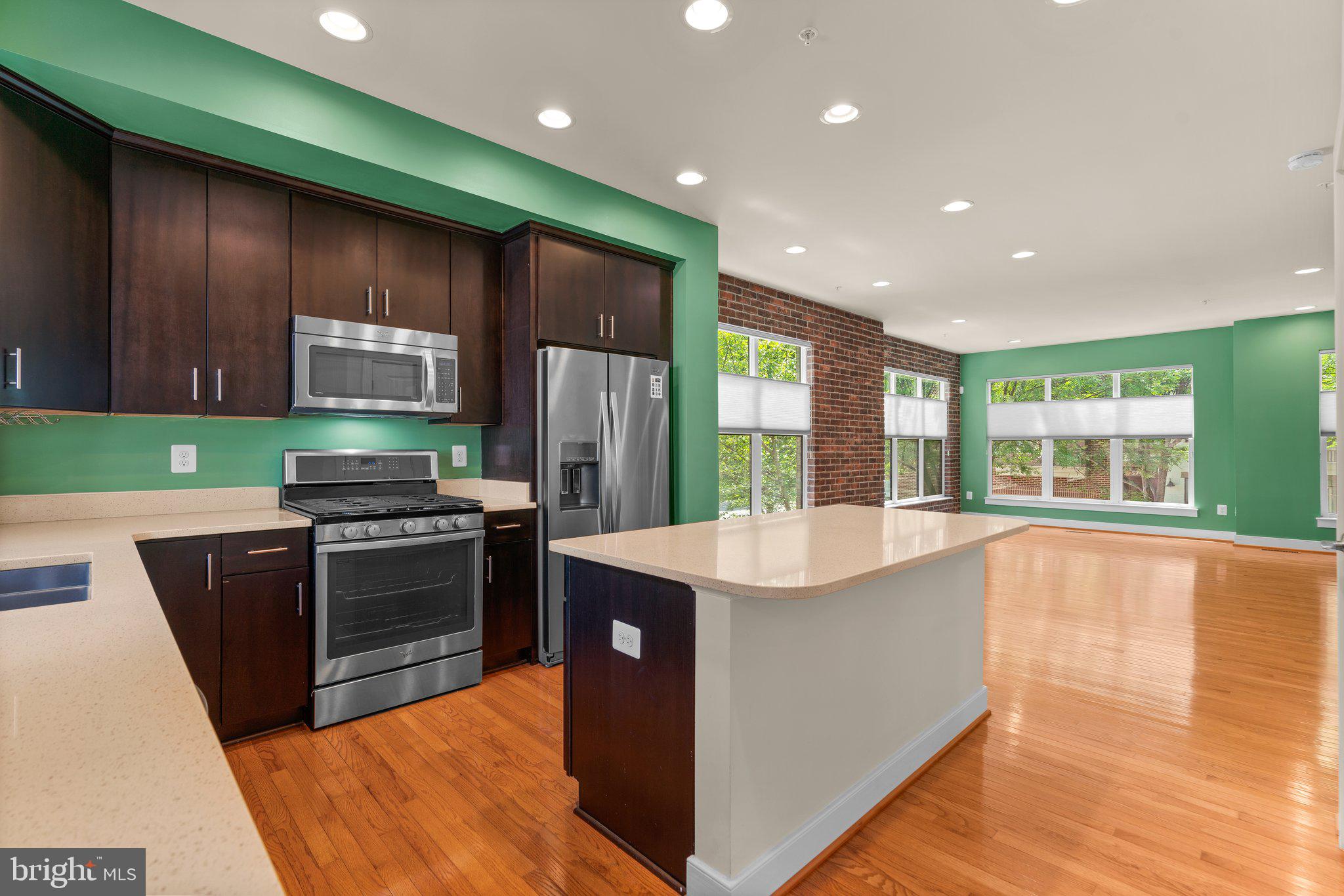 EYA ARTS DISTRICT - Residential