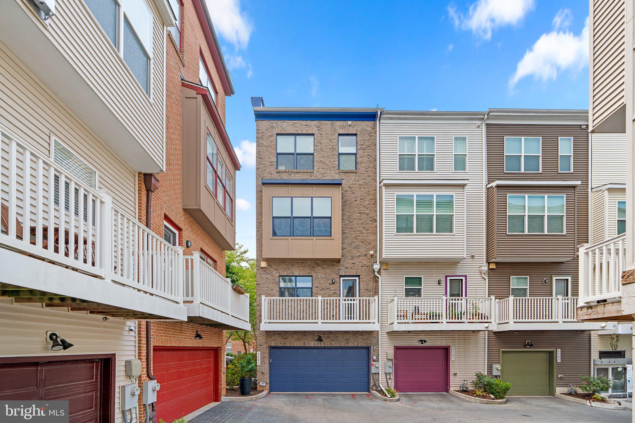 EYA ARTS DISTRICT - Residential