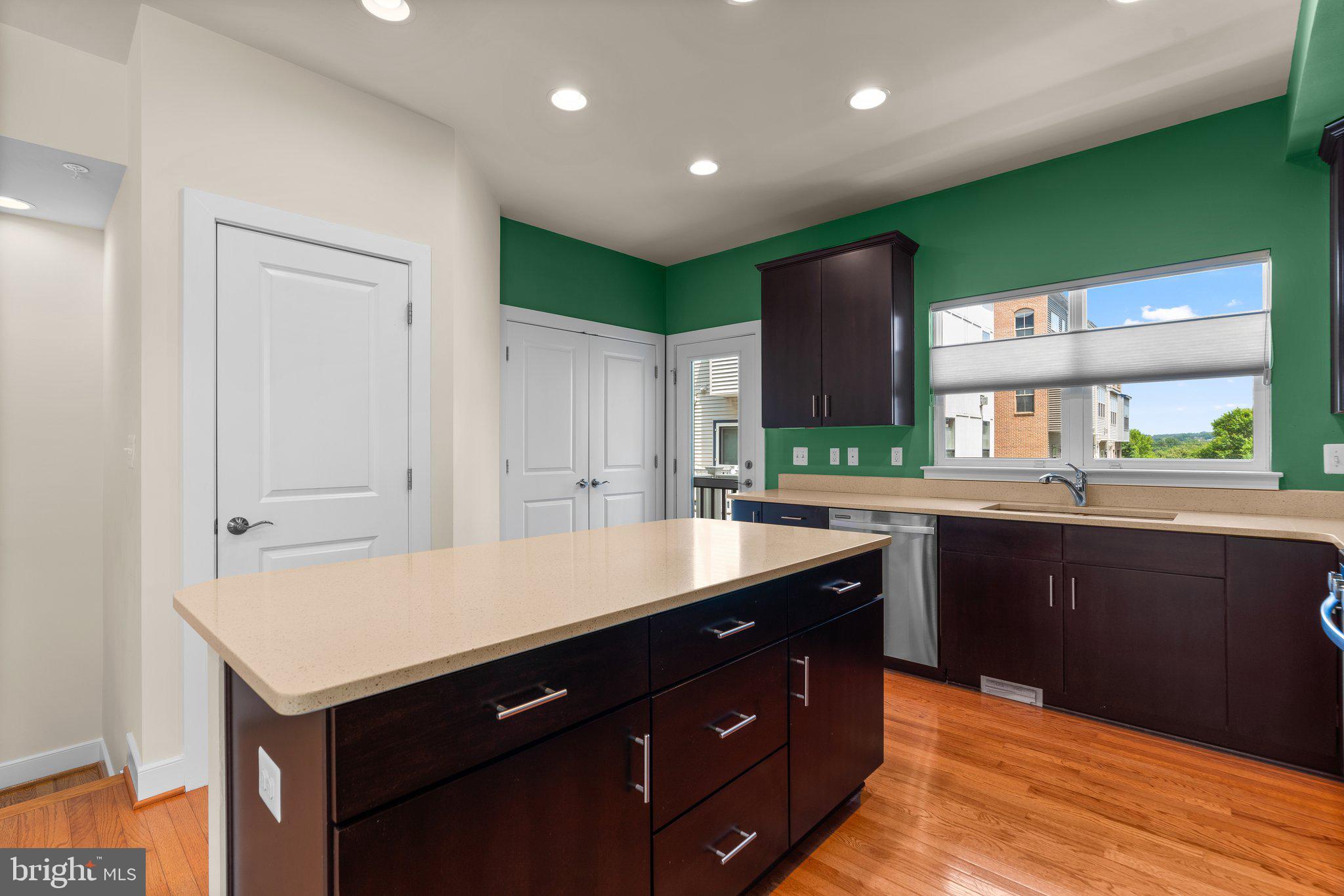 EYA ARTS DISTRICT - Residential