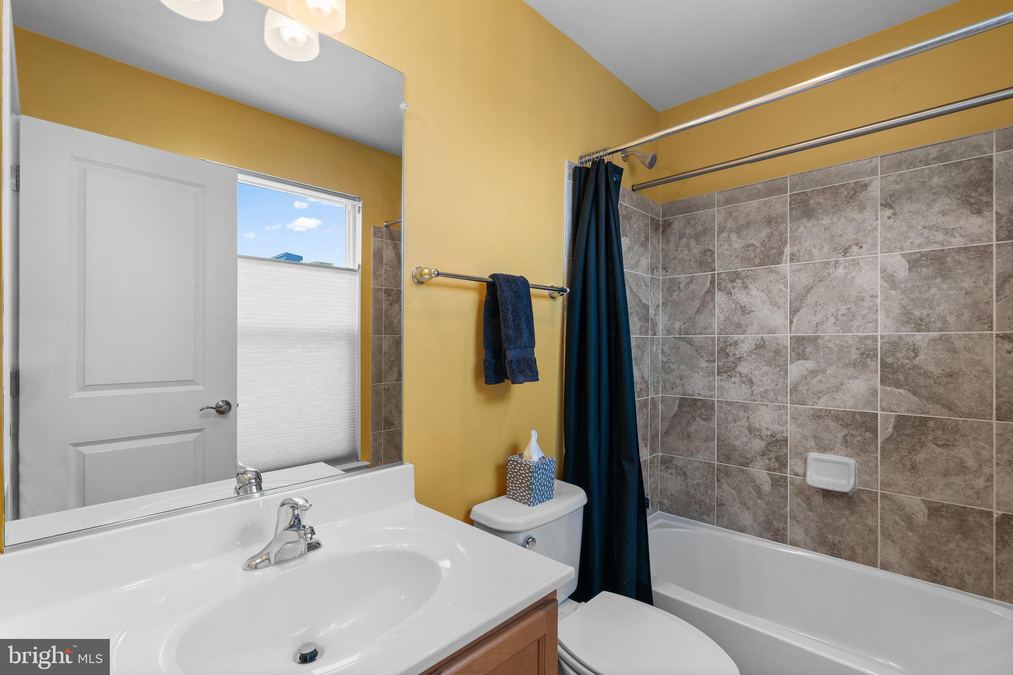 EYA ARTS DISTRICT - Residential