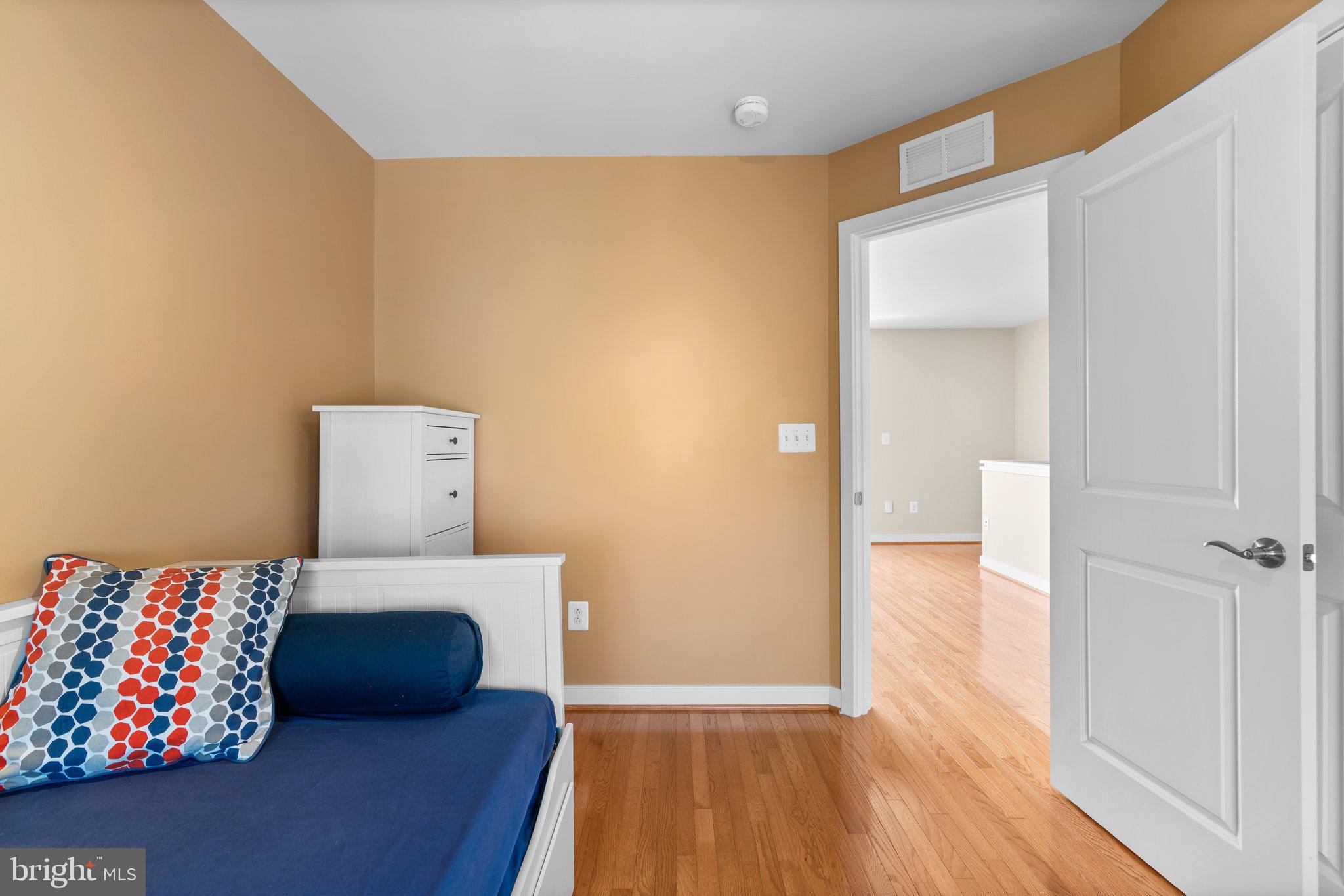 EYA ARTS DISTRICT - Residential