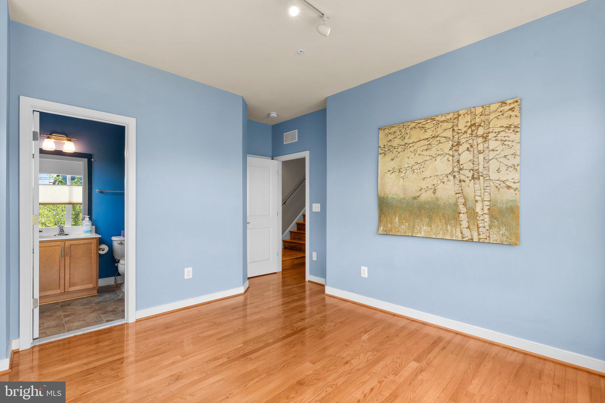 EYA ARTS DISTRICT - Residential