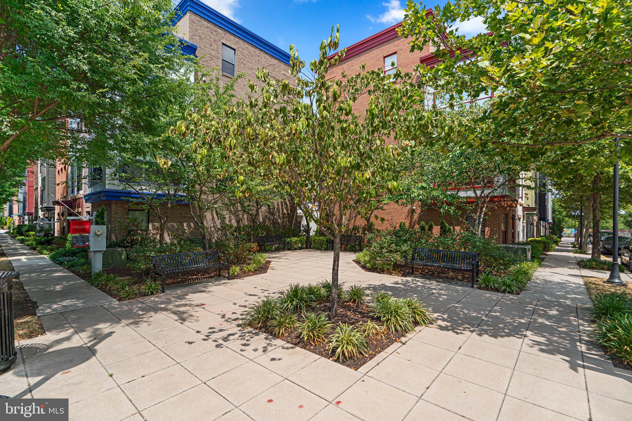 EYA ARTS DISTRICT - Residential