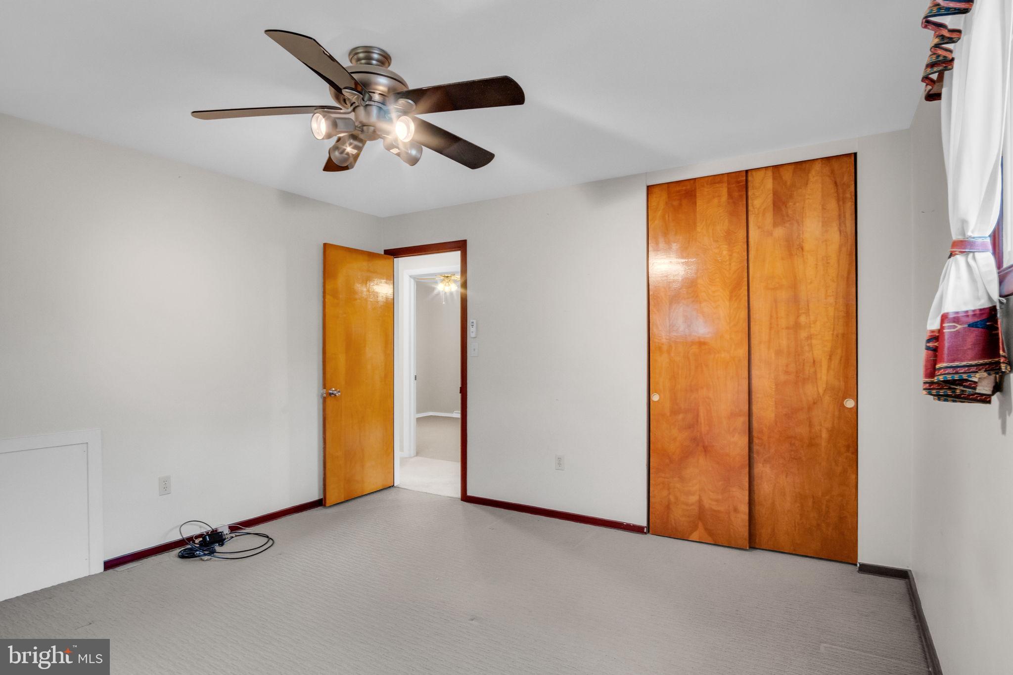 WINDSOR PARK - Residential