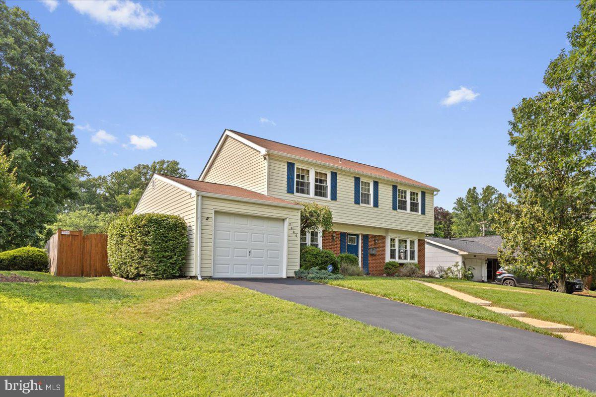 2806 BLUEJAY LANE