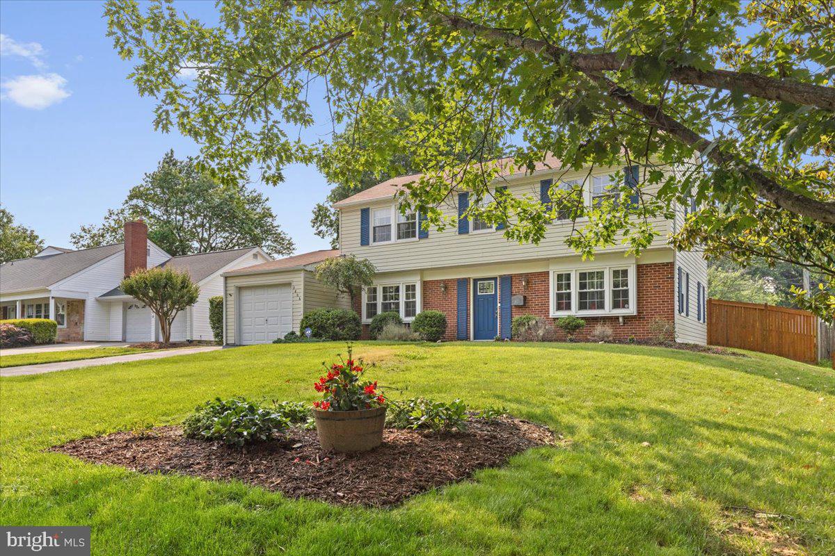 2806 BLUEJAY LANE