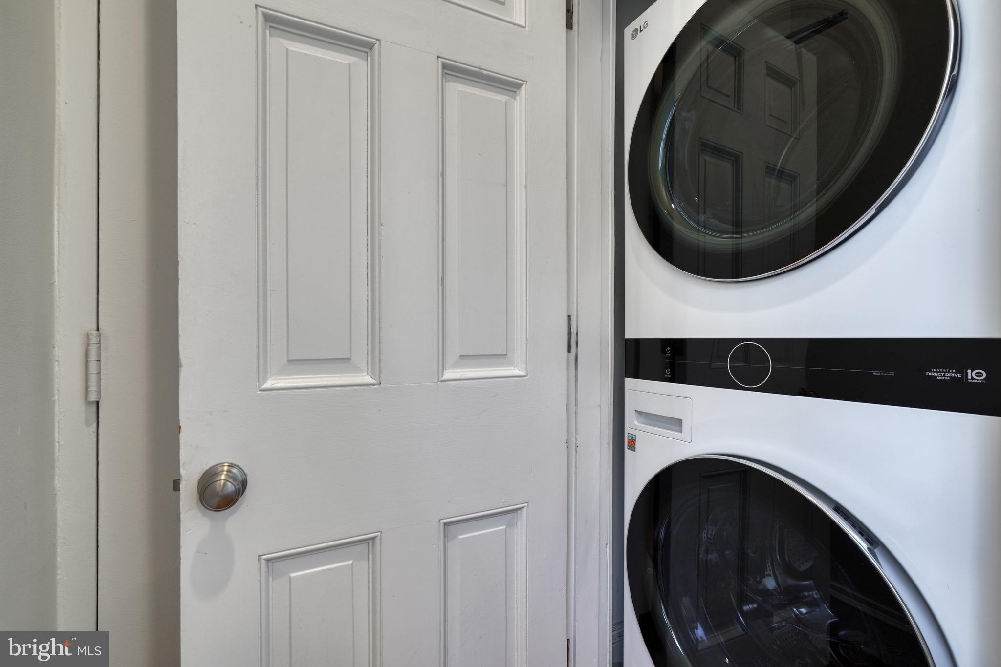 MOUNT VERNON PLACE HISTORIC DISTRICT - Residential Lease