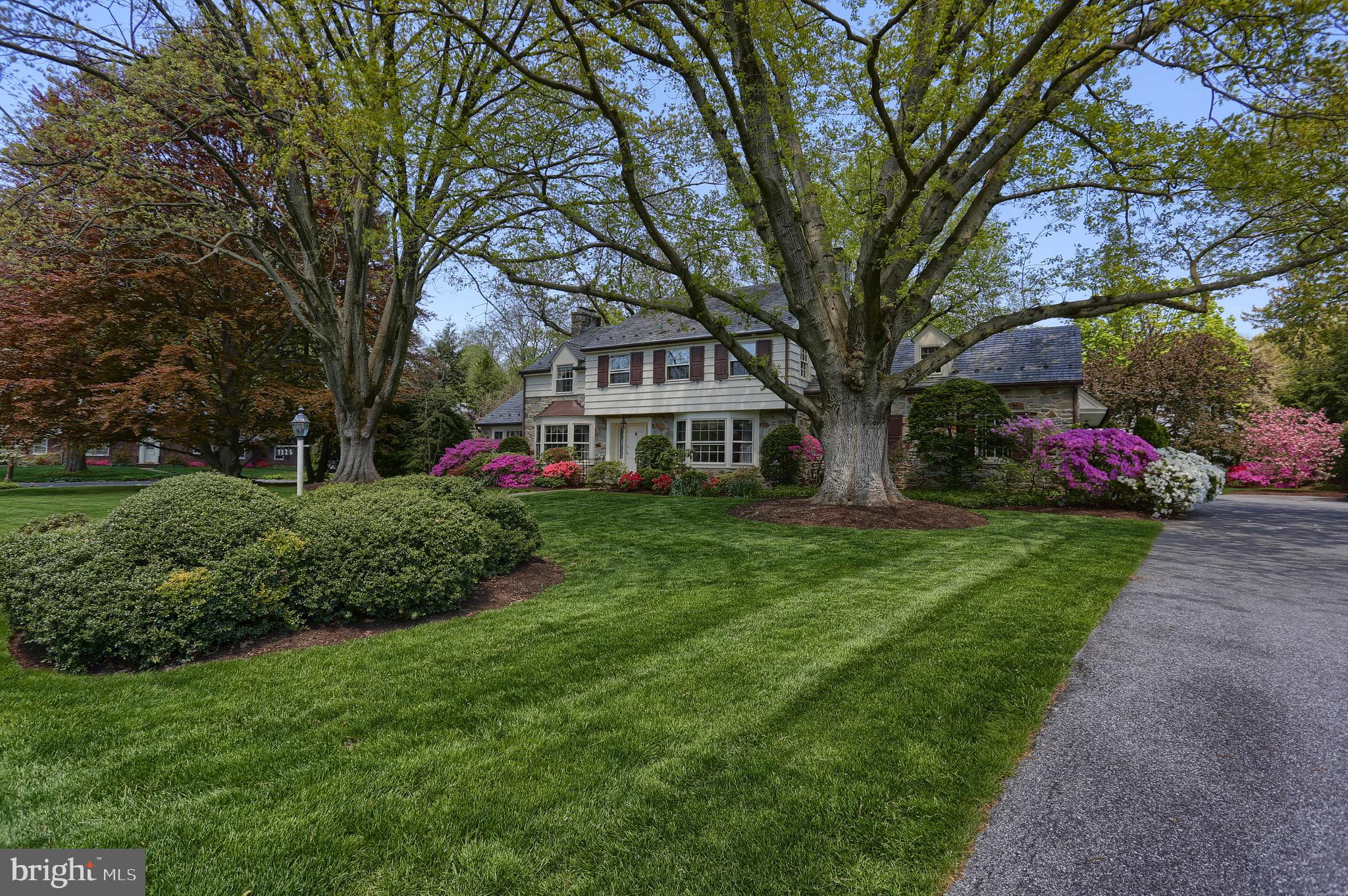 SCHOOL LANE HILLS - Residential