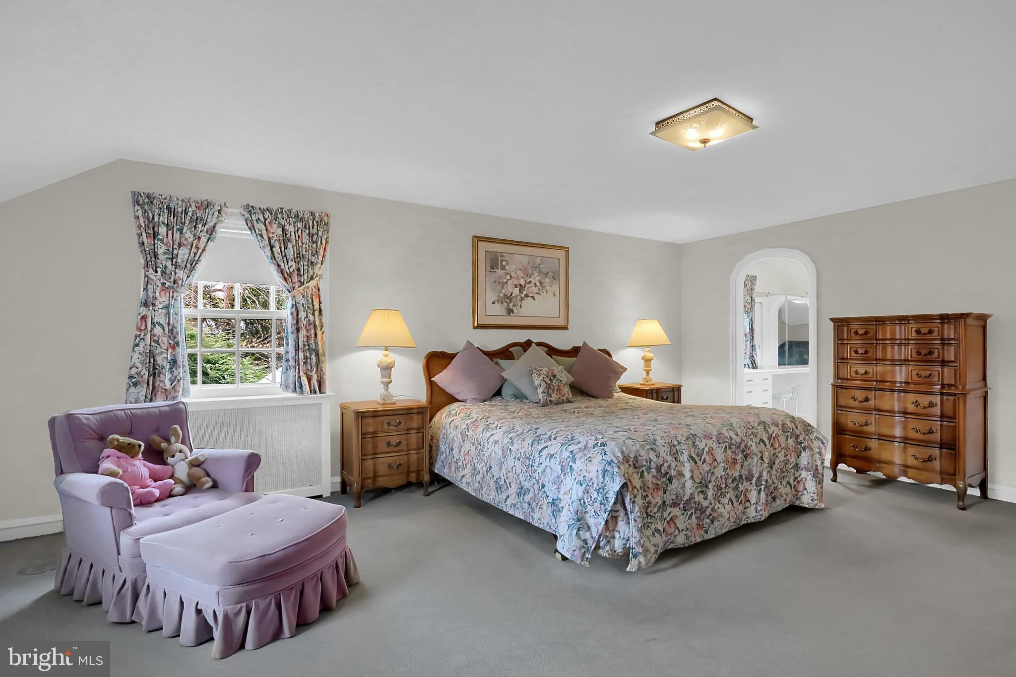 SCHOOL LANE HILLS - Residential