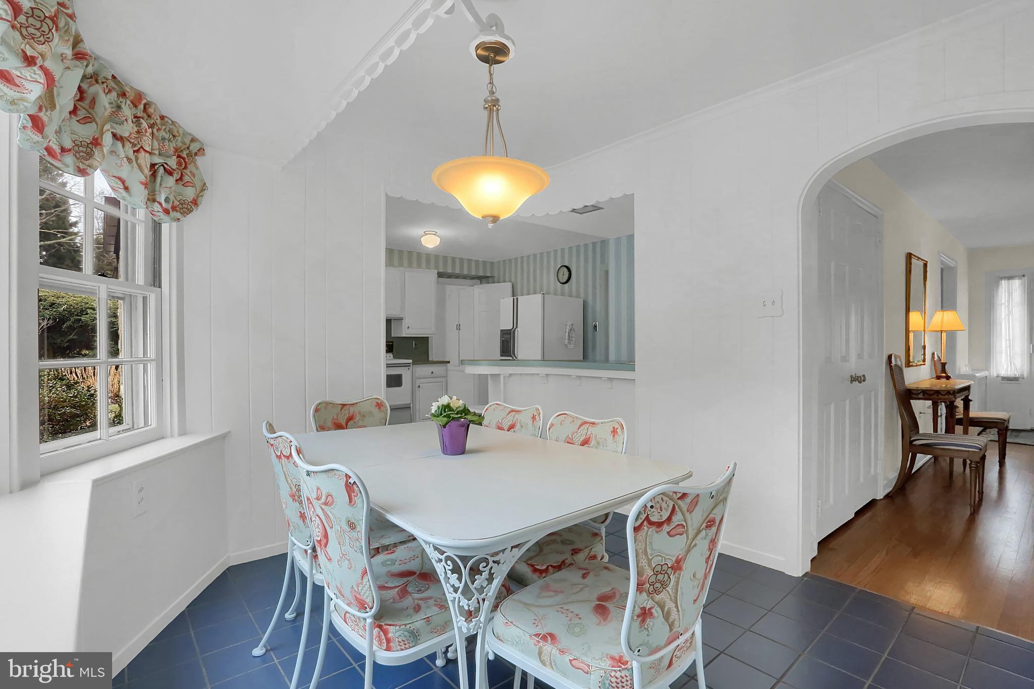 SCHOOL LANE HILLS - Residential