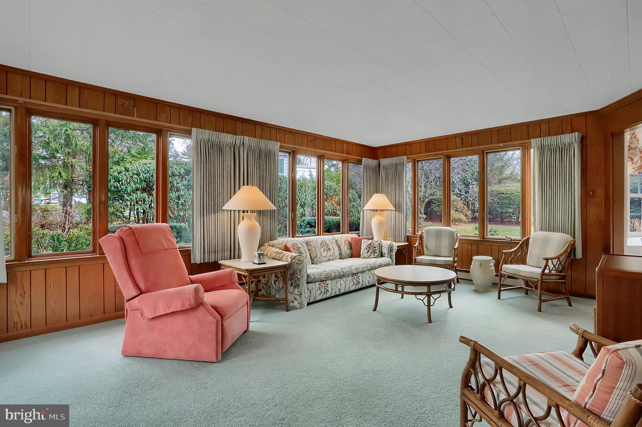 SCHOOL LANE HILLS - Residential