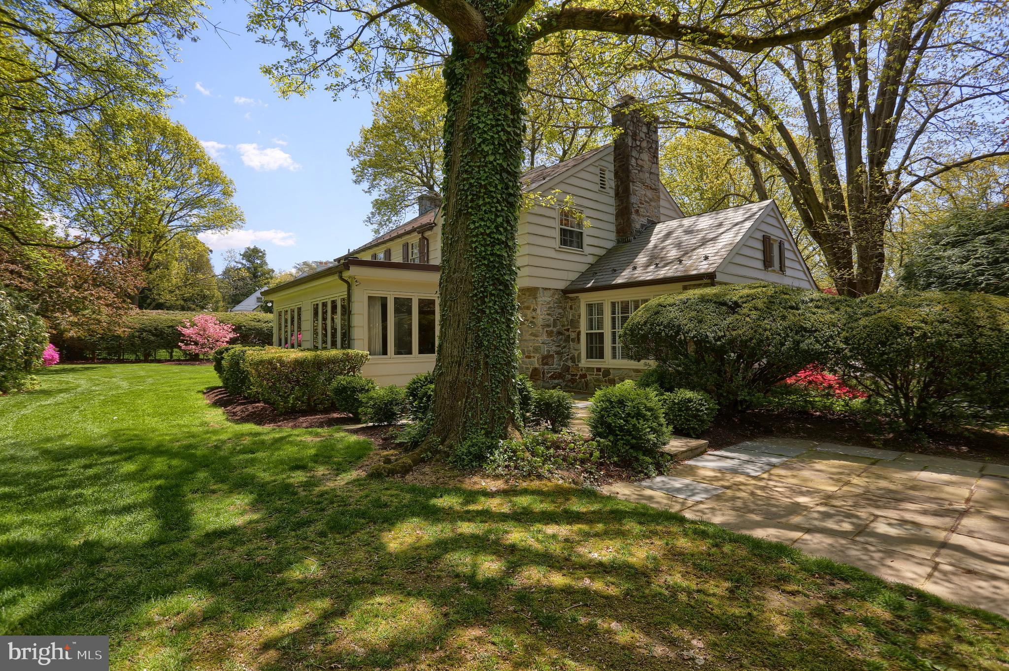 SCHOOL LANE HILLS - Residential