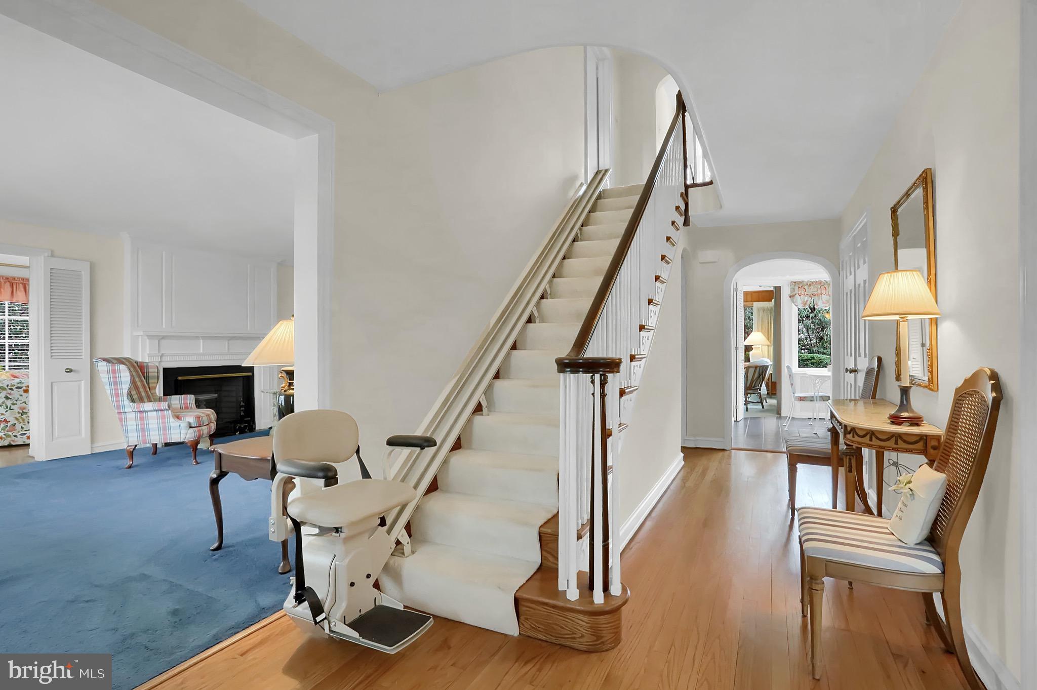 SCHOOL LANE HILLS - Residential