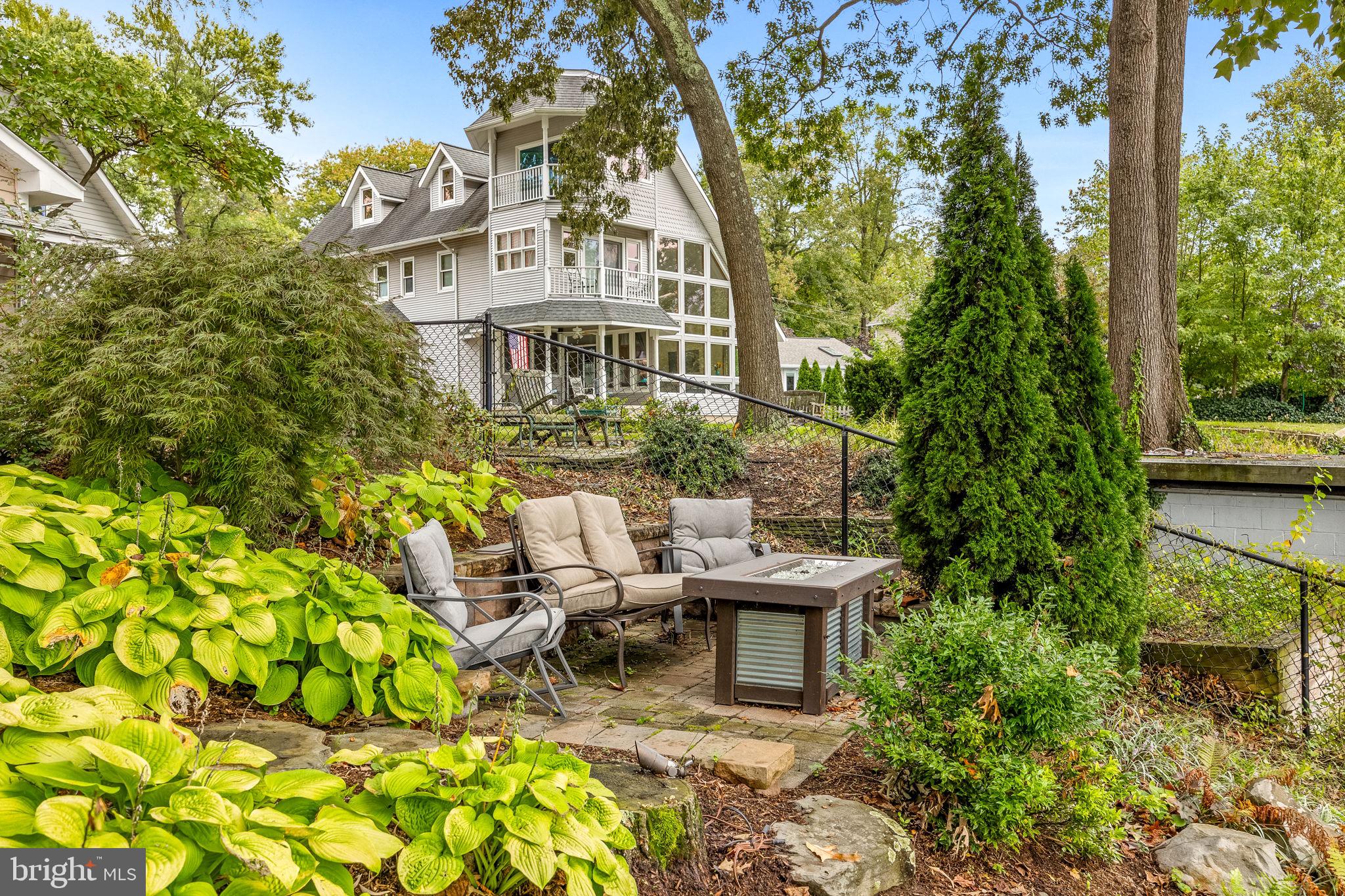 LONGVIEW ON MAGOTHY - Residential