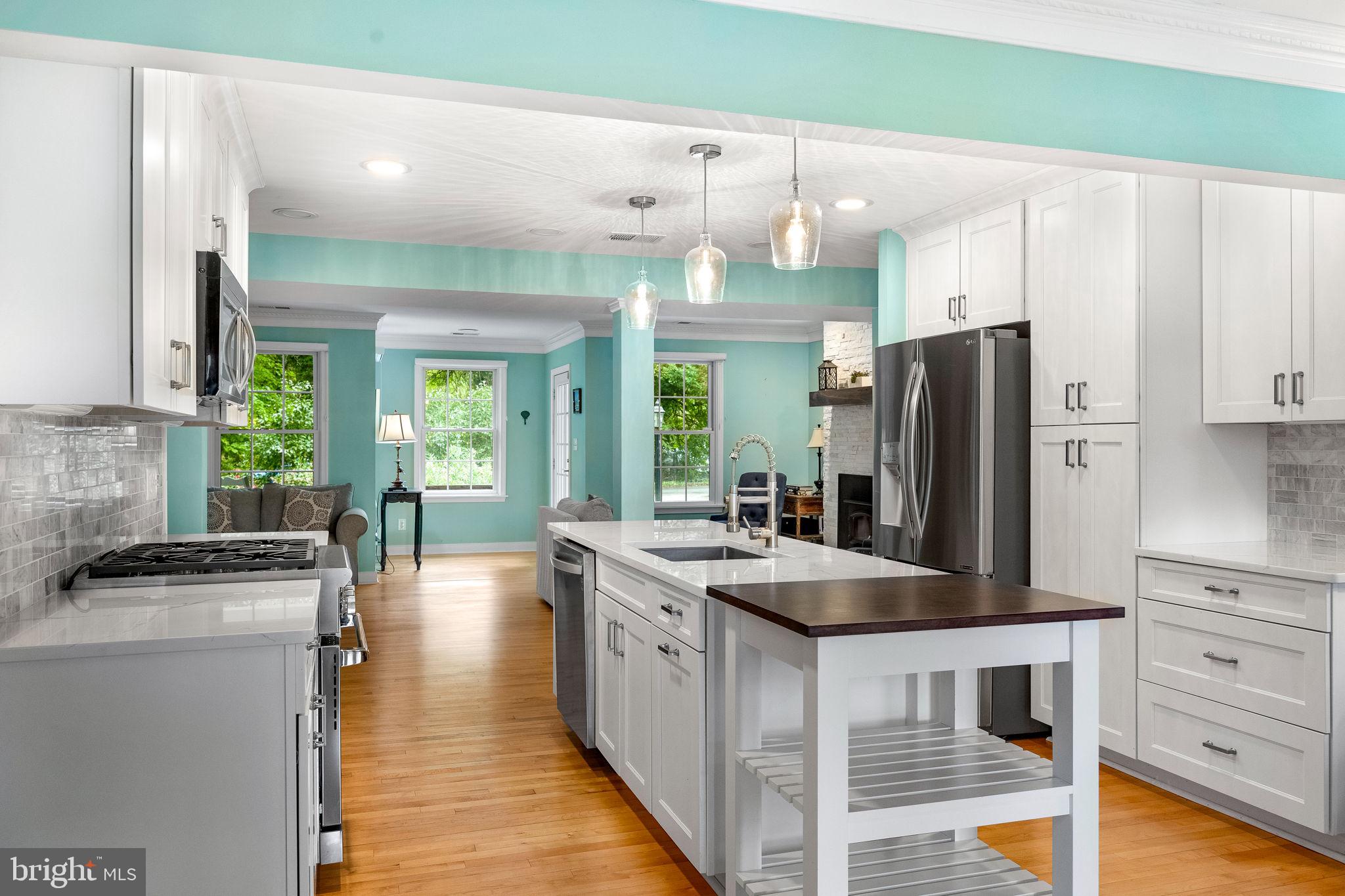 LONGVIEW ON MAGOTHY - Residential