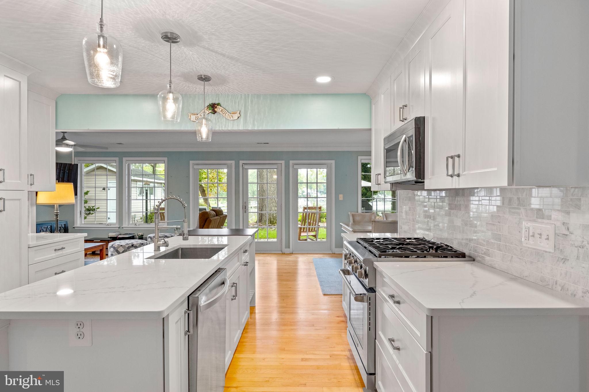 LONGVIEW ON MAGOTHY - Residential