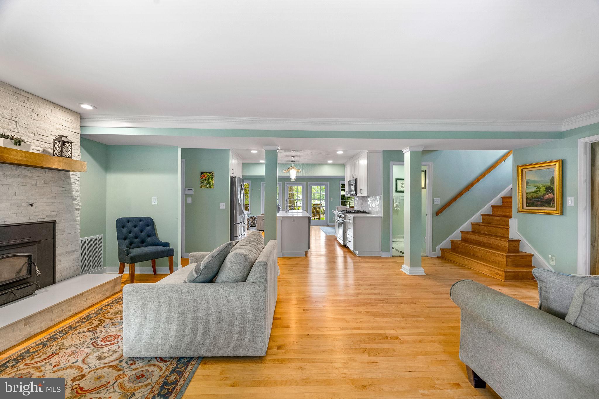 LONGVIEW ON MAGOTHY - Residential