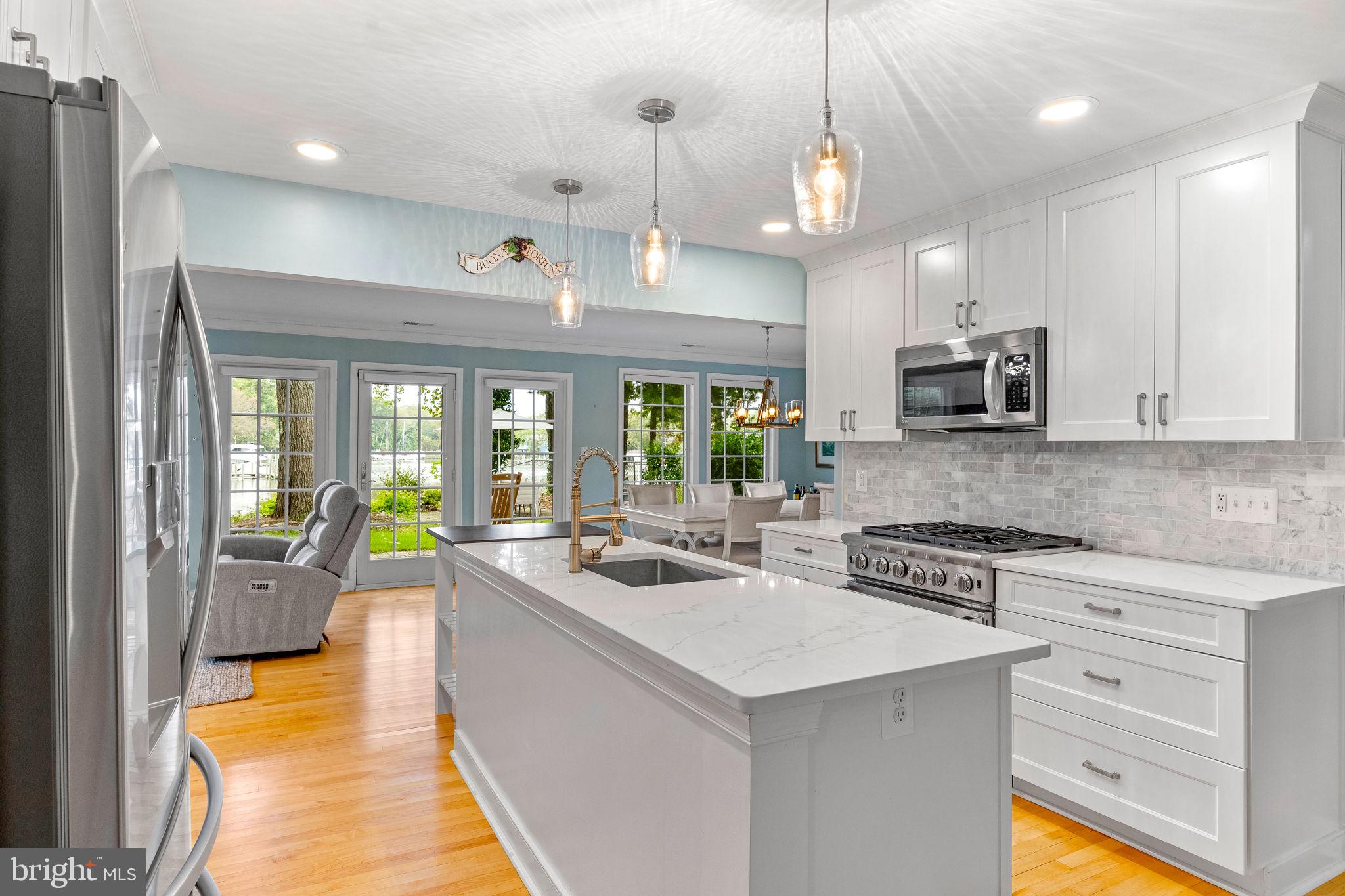 LONGVIEW ON MAGOTHY - Residential