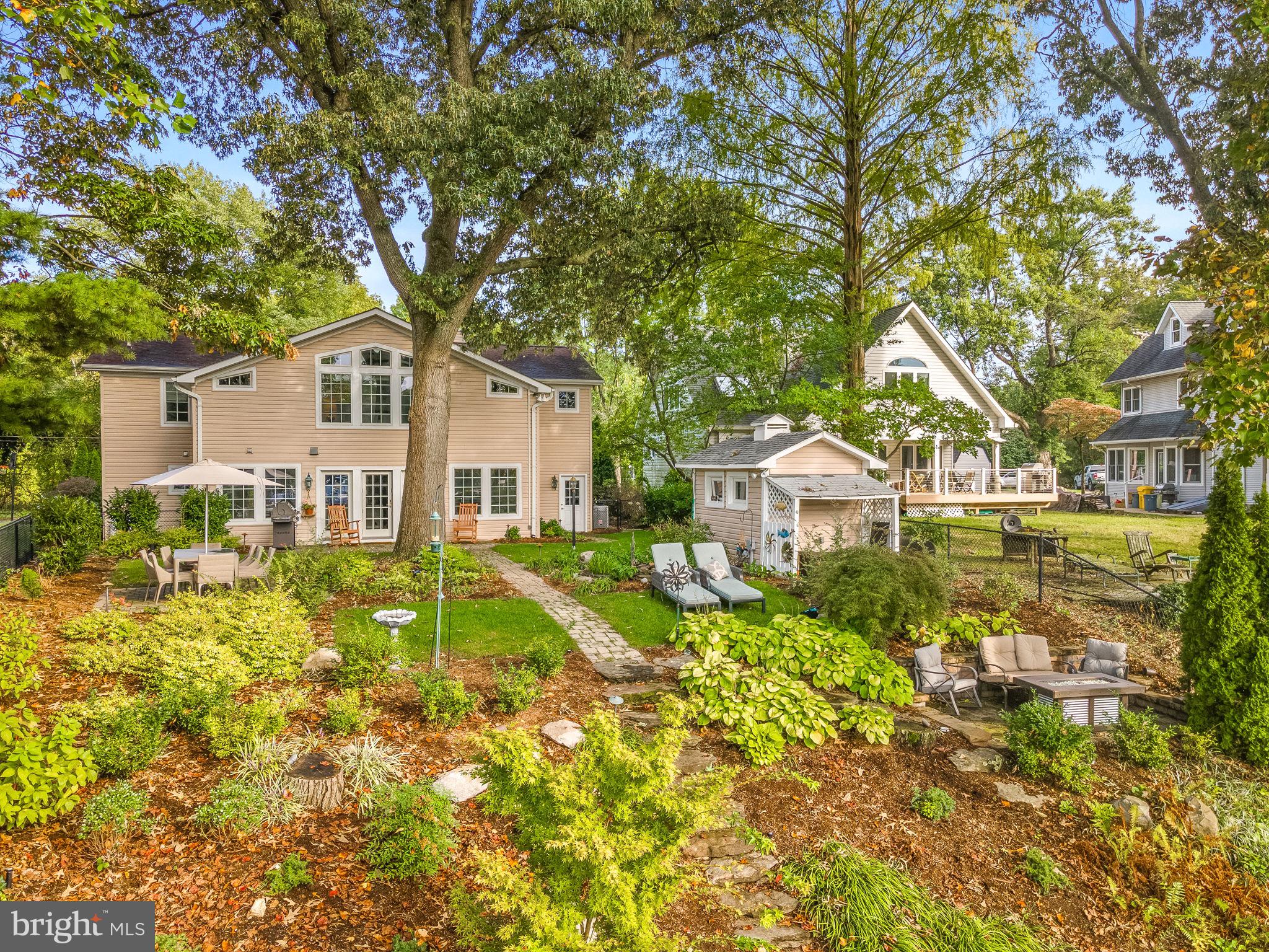 LONGVIEW ON MAGOTHY - Residential