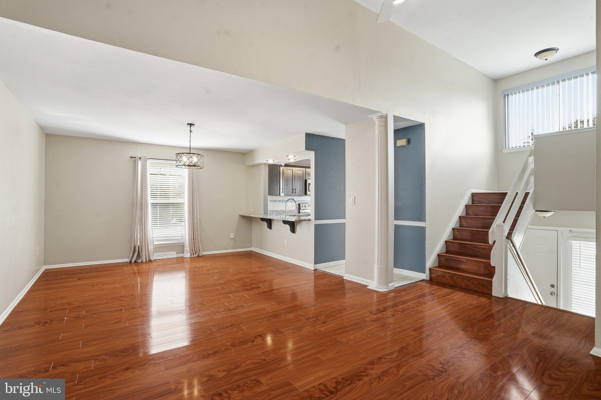 COUNTRYSIDE - Residential