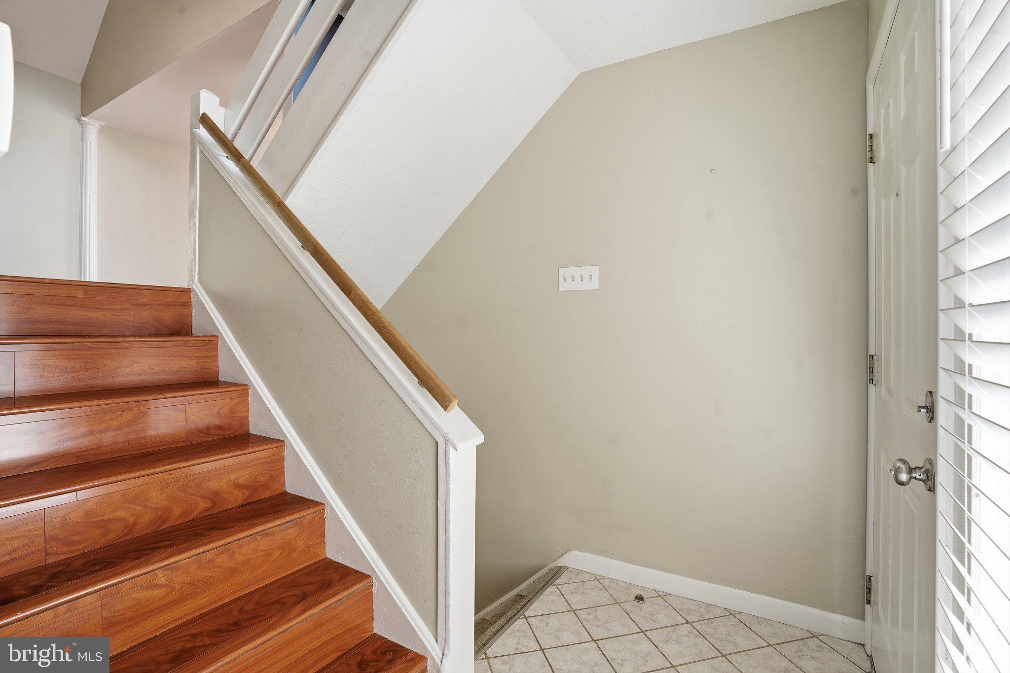 COUNTRYSIDE - Residential